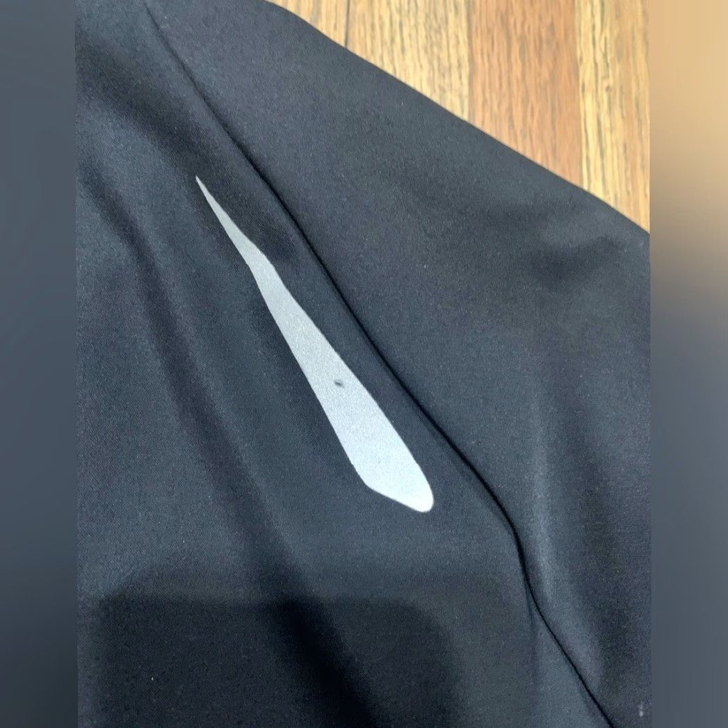Under Armour Under Armour Black Jacket Small Unisex Adults S Polyester Basic Jacket Men/Women? Size US S / EU 44-46 / 1 - 6 Thumbnail