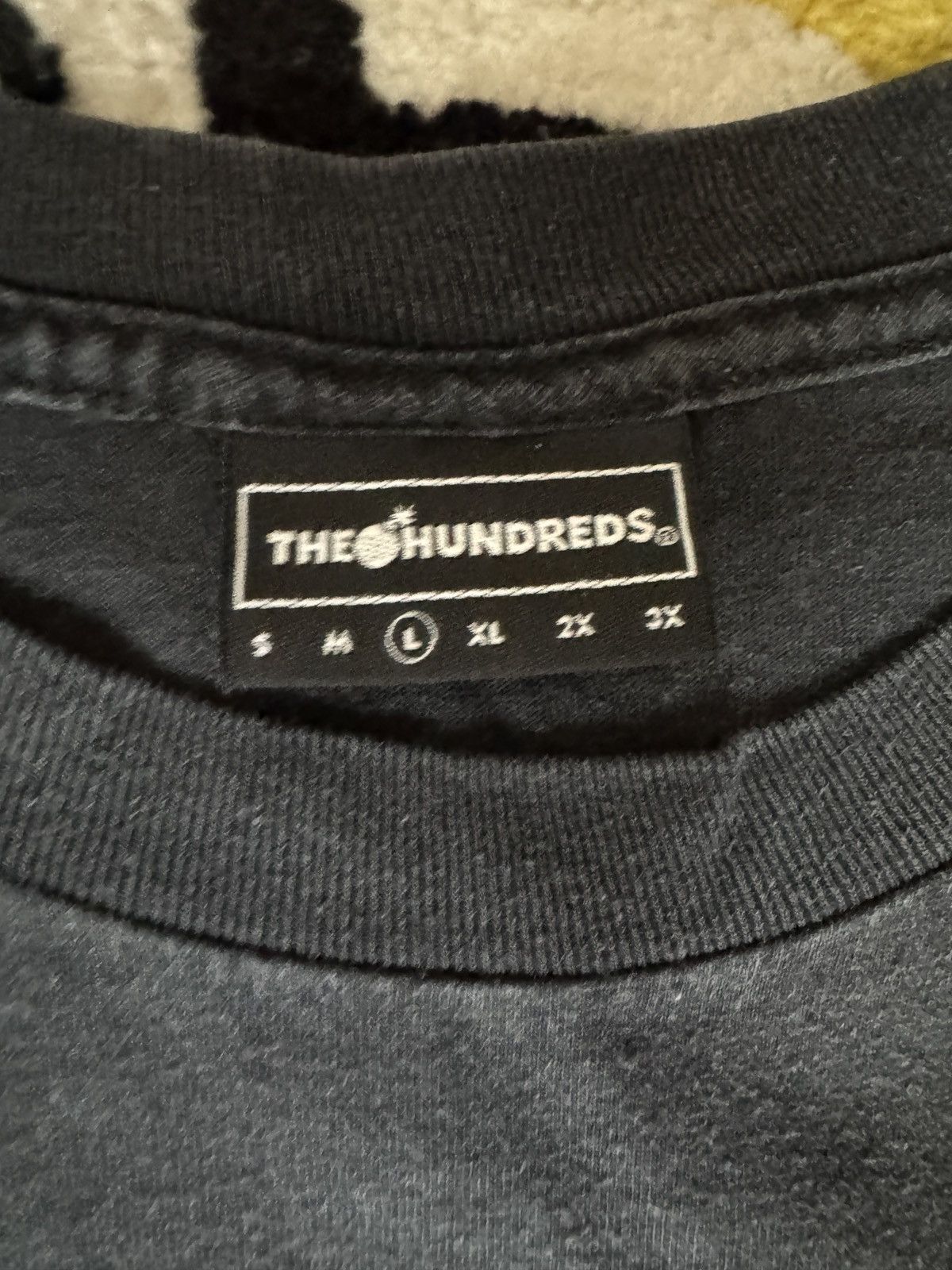 The Hundreds THE HUNDREDS // PIXEL BOMB Size US L / EU 52-54 / 3 - 4 Thumbnail