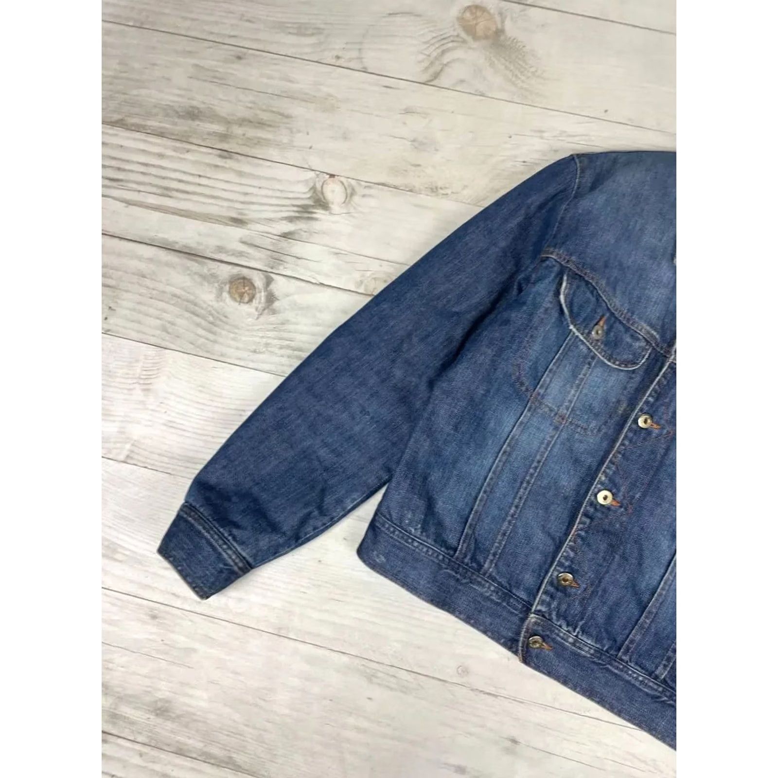 Dolce & Gabbana VINTAGE Dolce&Gabbana Denim Jacket Mens L Blue 90s 90s Bomber Logo Denim Jacket Leather? Size US L / EU 52-54 / 3 - 5 Thumbnail