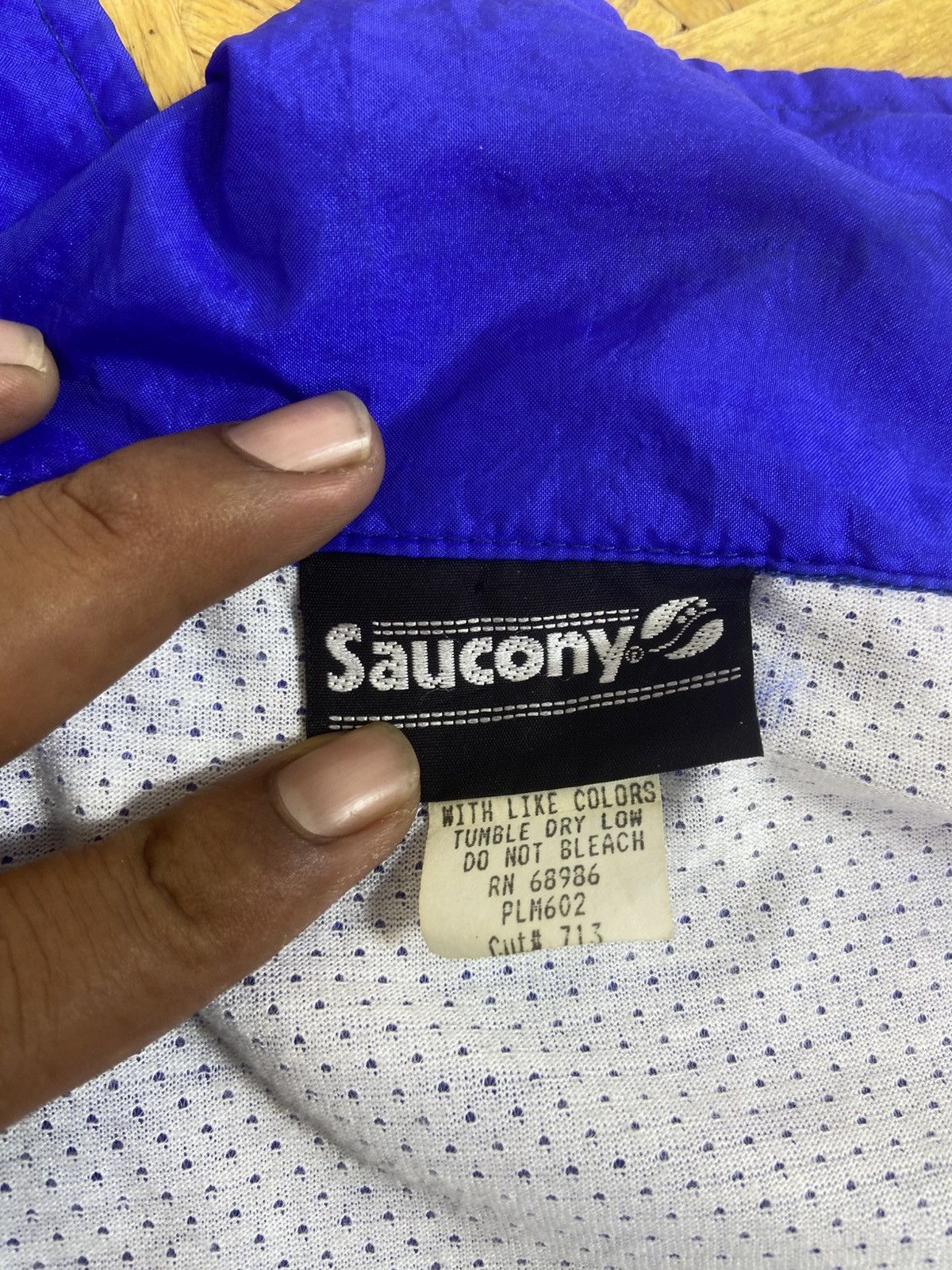 Vintage Vintage Saucony Light Jacket Size US L / EU 52-54 / 3 - 7 Thumbnail