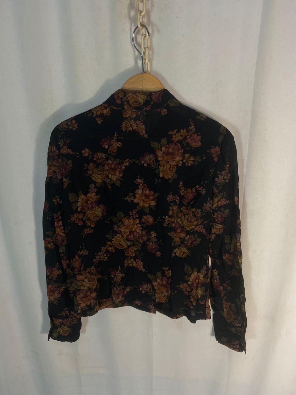 Burberry Burberry fullprint button up blouse shirt Size M / US 6-8 / IT 42-44 - 13 Thumbnail