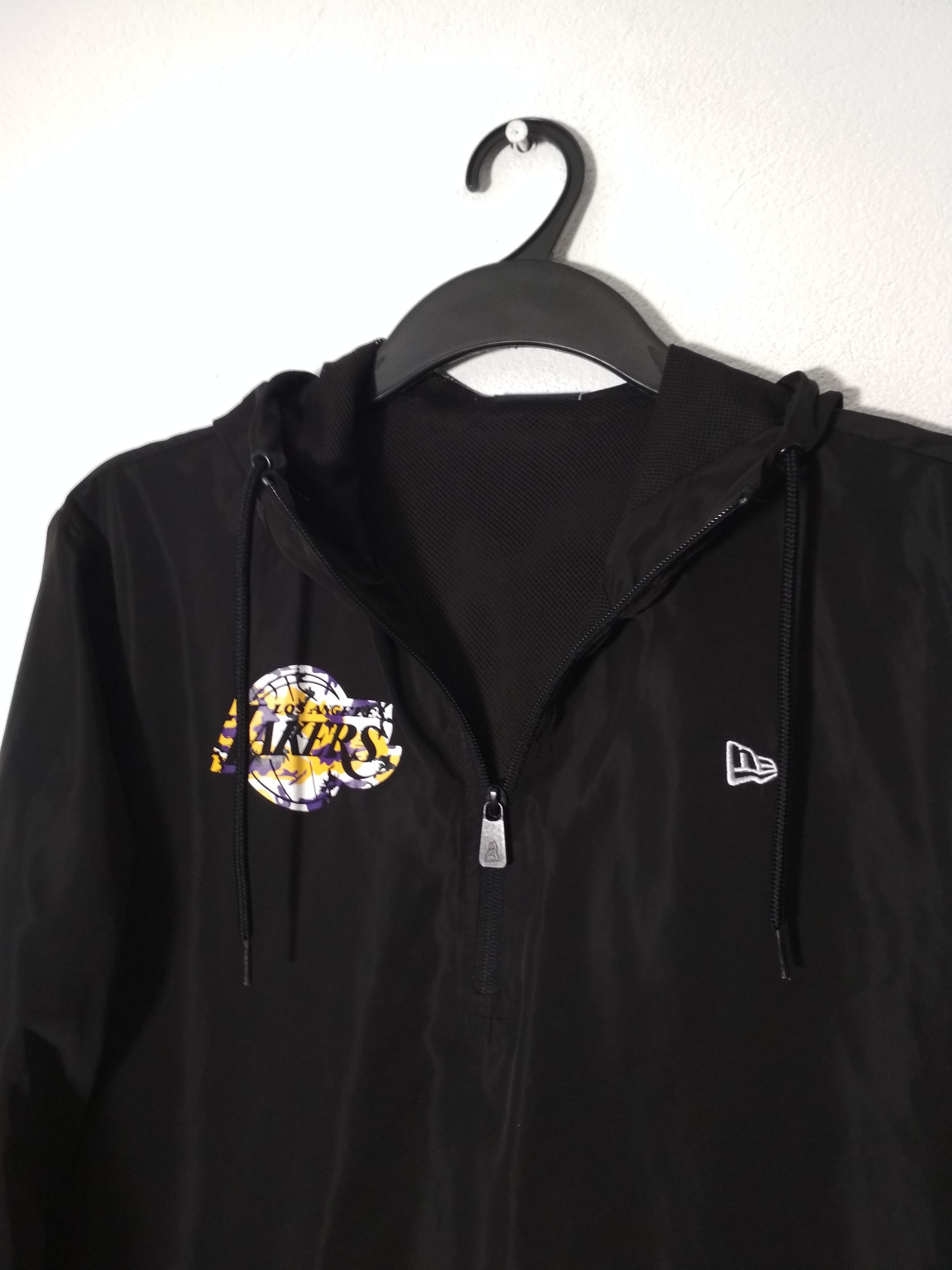NBA New Era Los Angeles Lakers NBA light jacket windbreaker M/L Size US M / EU 48-50 / 2 - 3 Thumbnail