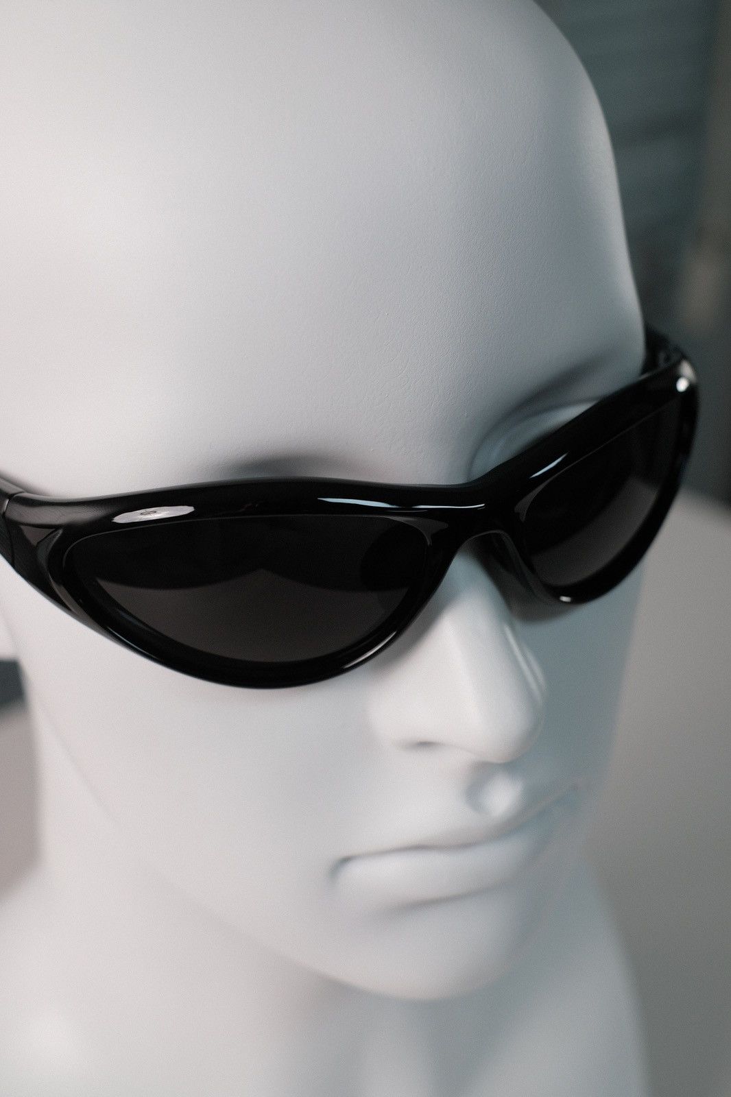 Japanese Brand Vtg Y2k Avant Garde Futuristic Sunglasses Black Unisex OS Size ONE SIZE - 7 Thumbnail