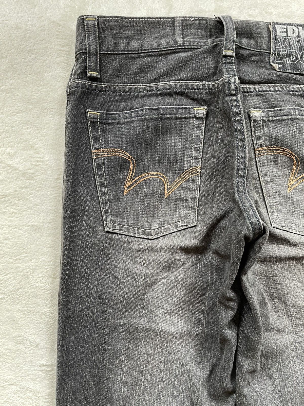 Edwin Vintage Edwin XV Edge Mudwash Dark Colour Denim Jeans Size US 29 - 15 Thumbnail