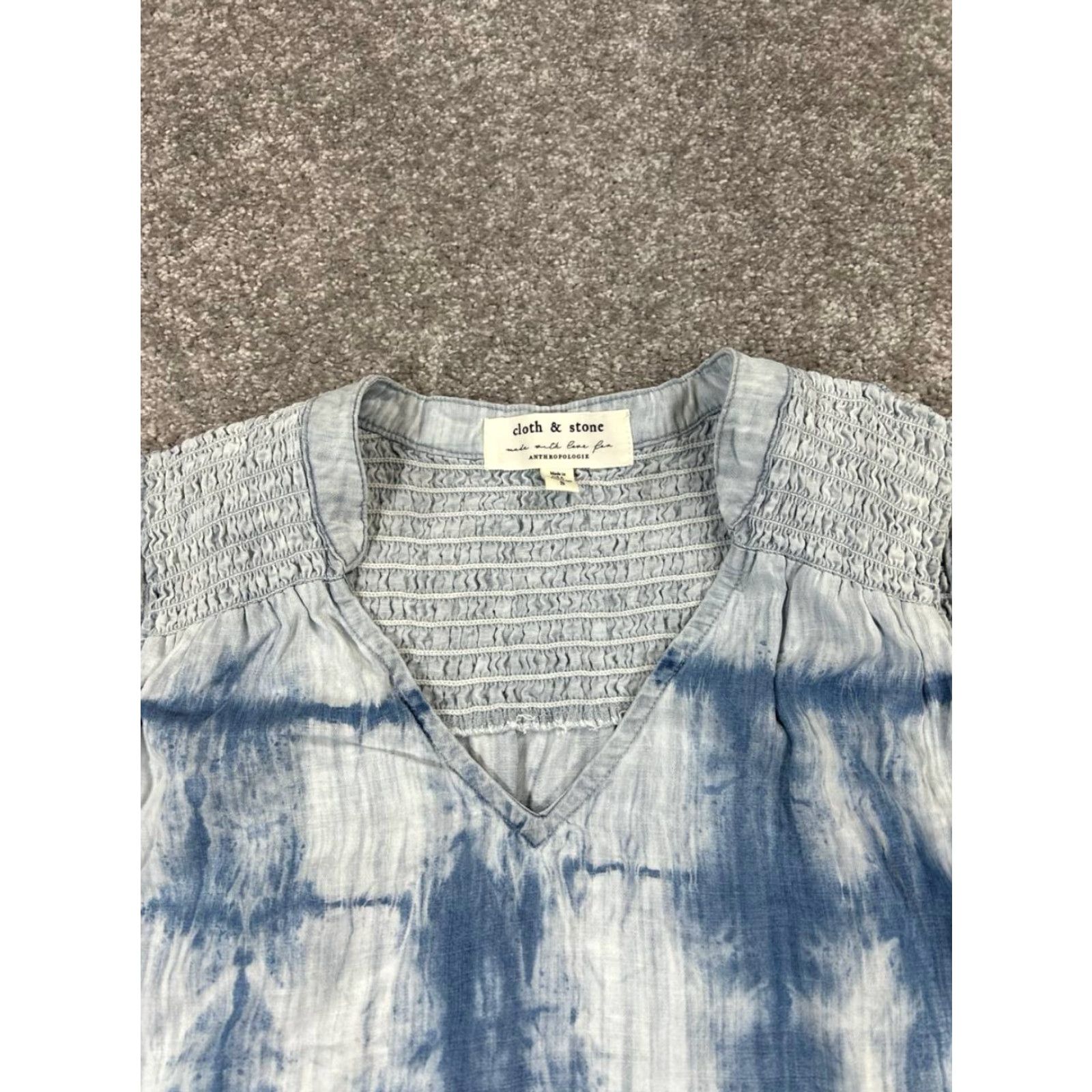CLOT Cloth & Stone Shirt Womens Small Blue Tank Top V-Neck Sleeveless Tie Dye Pullover Casual Lightweight Knit Lyocell Regular S Blue 90s? Size S / US 4 / IT 40 - 2 Thumbnail