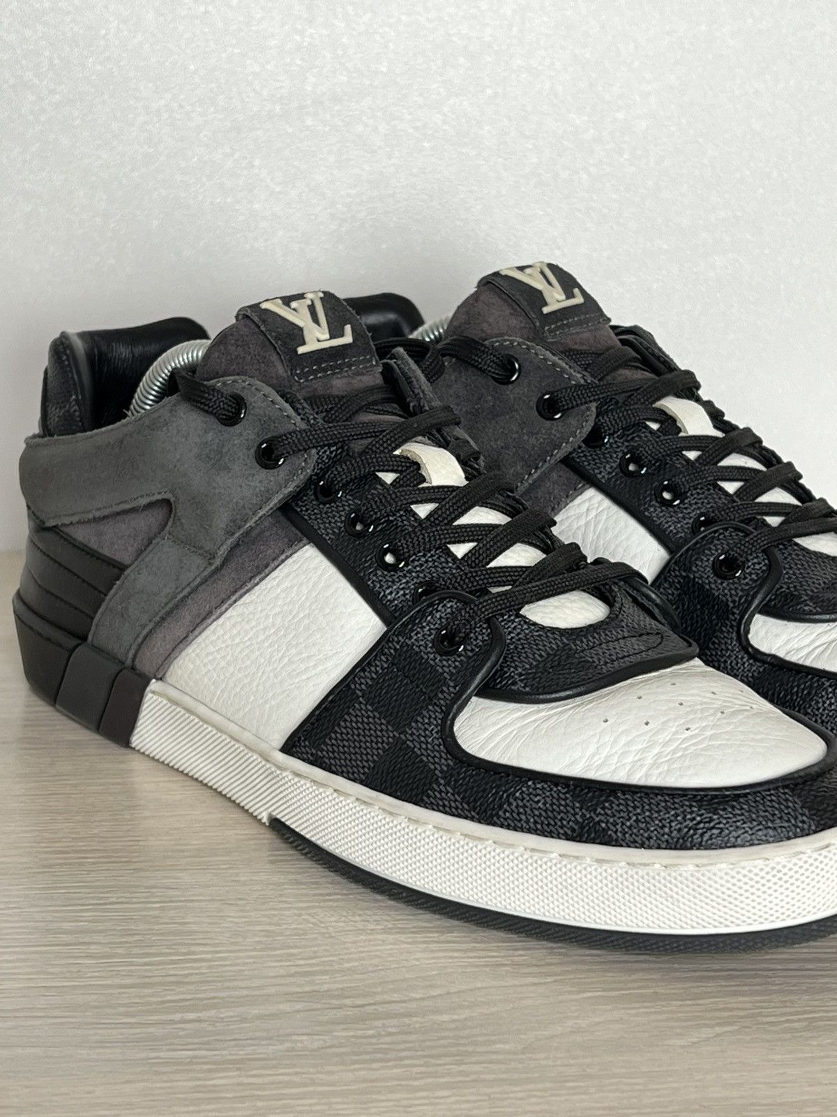 Louis Vuitton Louis Vuitton Archival Damier Leather Suede Sneakers Size US 9 / EU 42 - 7 Thumbnail