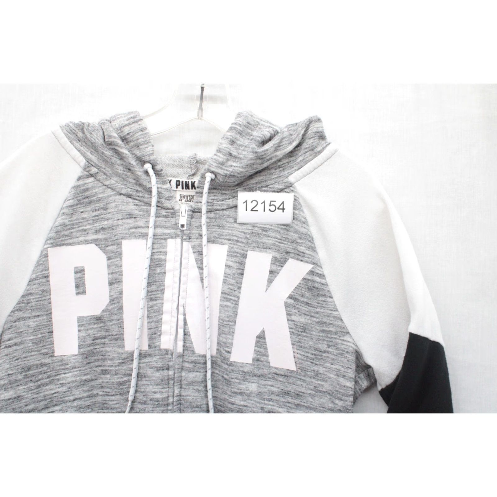 Victoria's Secret Victoria’s Secret PINK Hoodie Women's Medium Gray Black Activewear Athleisure Logo Zip Full Zip Casual Ready-to-Wear Mens? Ladies? Size M / US 6-8 / IT 42-44 - 6 Thumbnail