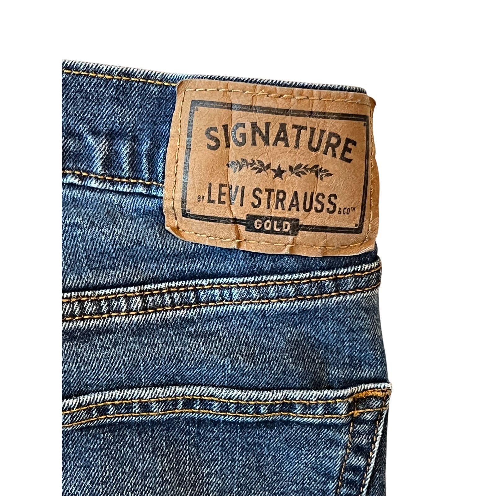 Levi's Levi's Signature Gold Relaxed Fit Leg Jeans 36x30 Size US 36 / EU 52 - 3 Thumbnail