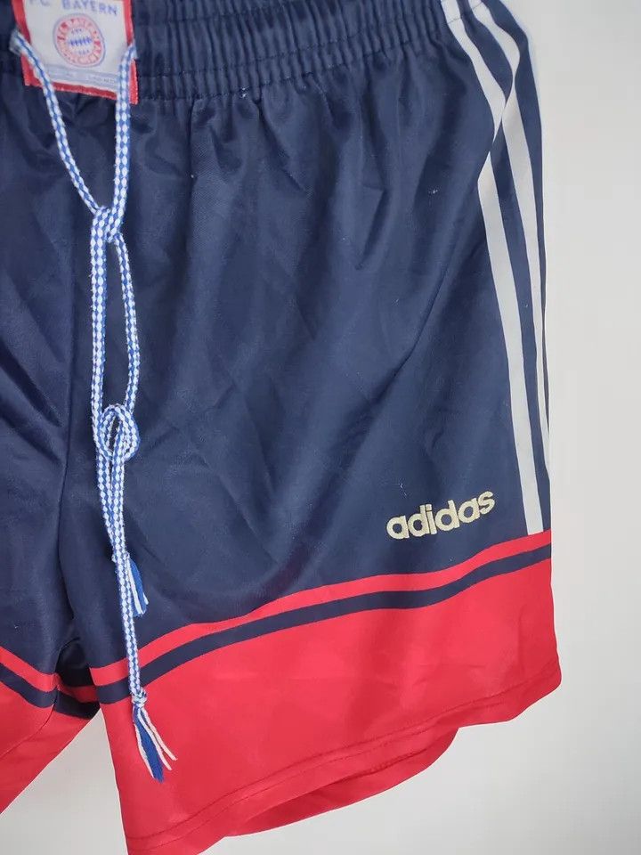 Adidas × Vintage FC Bayern Munich Munchen Home 1997 - 1998 FOOTBALL SOCCER Size US 34 / EU 50 - 4 Thumbnail