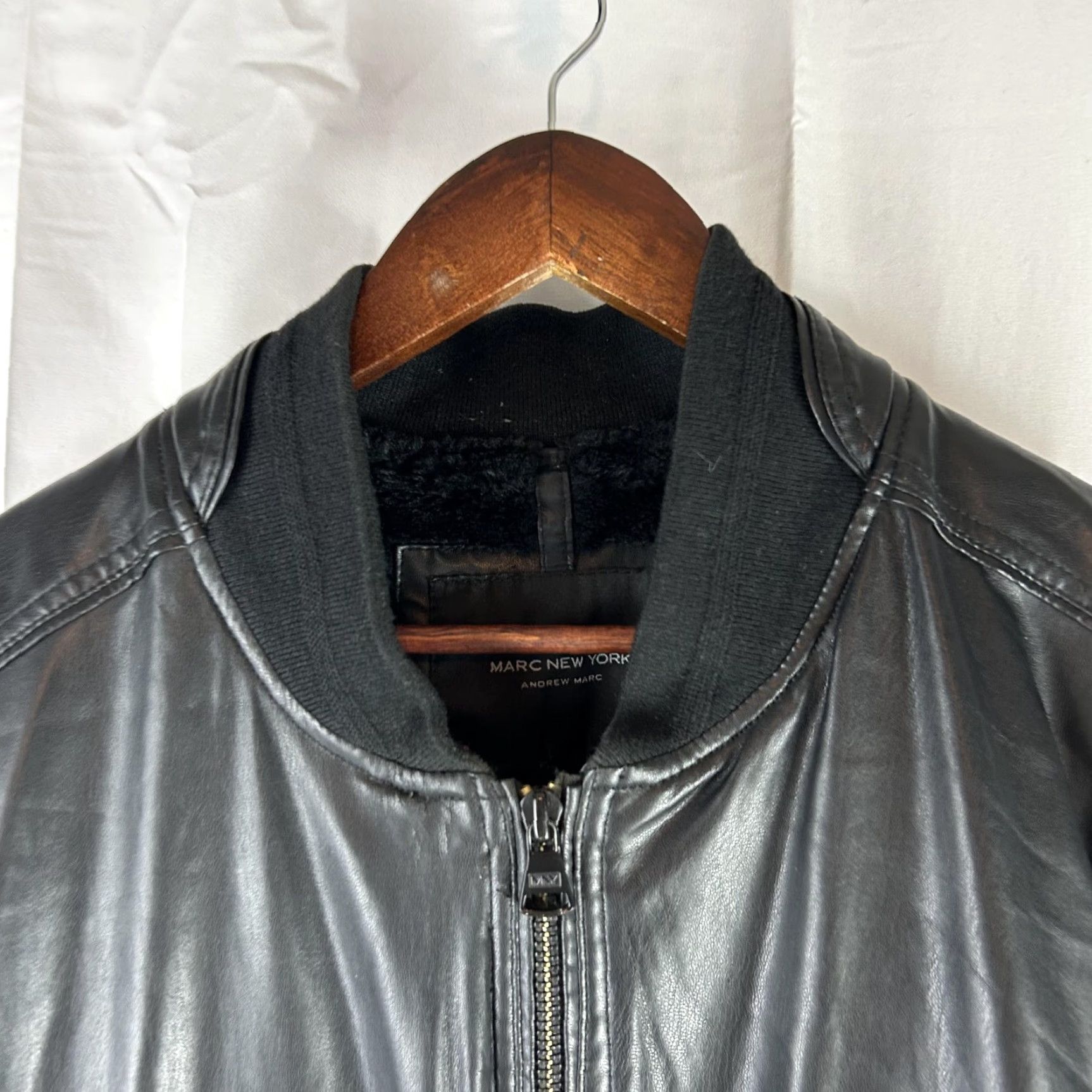 Vintage Marc New York Mens XL Black Faux Leather Bomber Jacket Insulated Lined Faux Fur Full Zip Pockets Size US XL / EU 56 / 4 - 3 Thumbnail