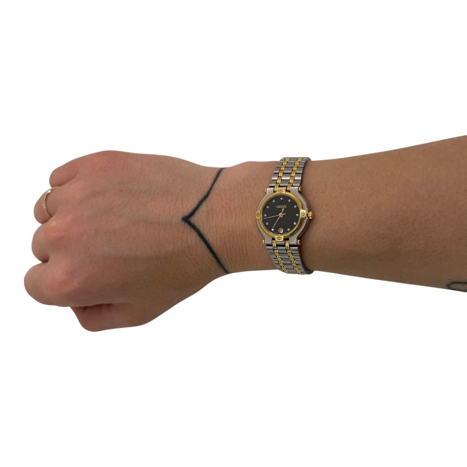 Gucci Gucci Vintage Diamond 9000L Watch Size ONE SIZE - 2 Thumbnail