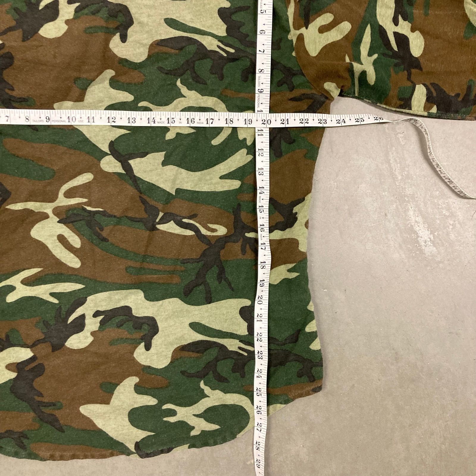Vintage Y2K camo button up flannel T-Shirt Size US L / EU 52-54 / 3 - 4 Thumbnail
