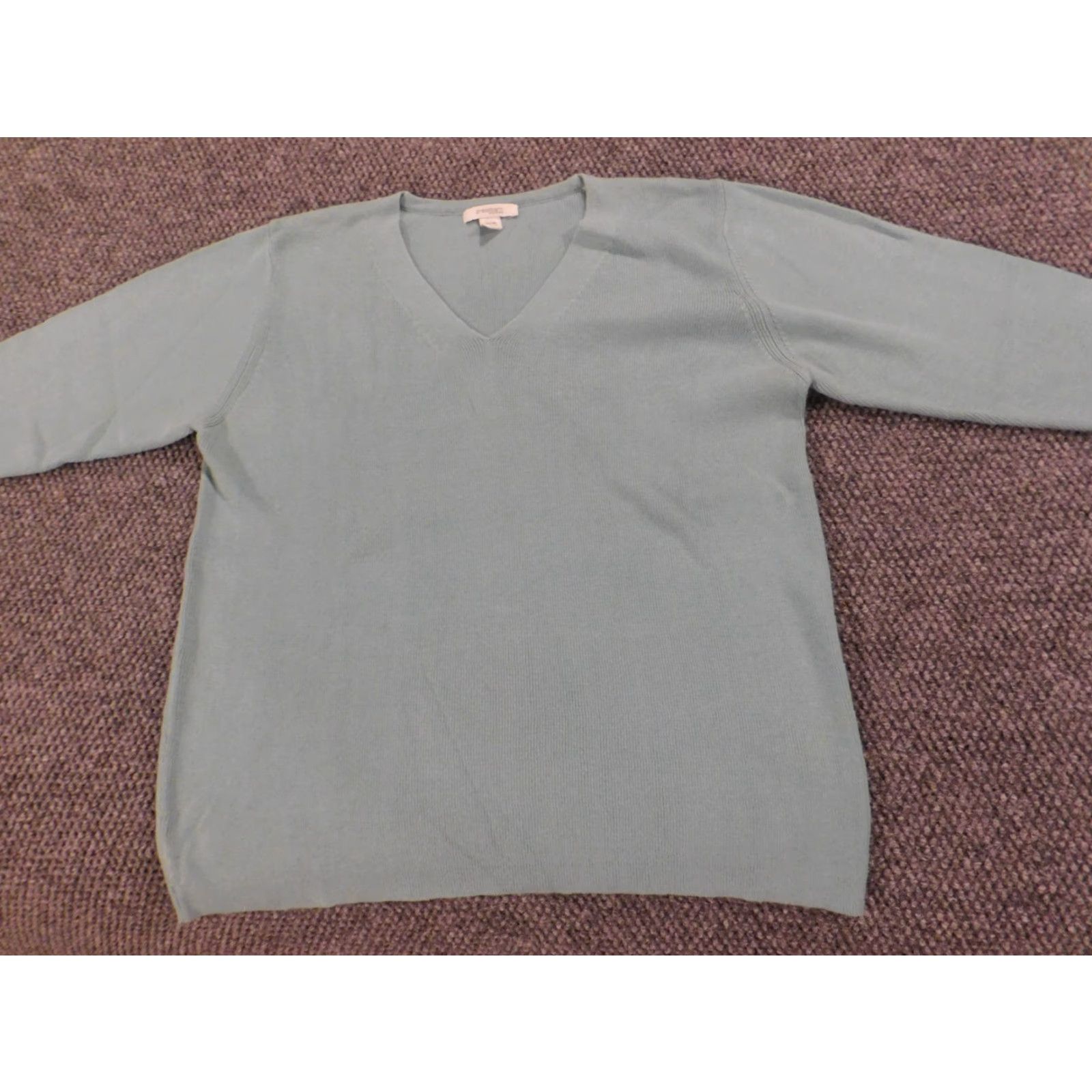 Vintage Dressbarn Womens Sweater Pullover V-Neck Blue 14 Regular Long Sleeve Knit Stretch Men No, wait—this item is Women’s, not Mens. Size XL / US 12-14 / IT 48-50 - 2 Thumbnail