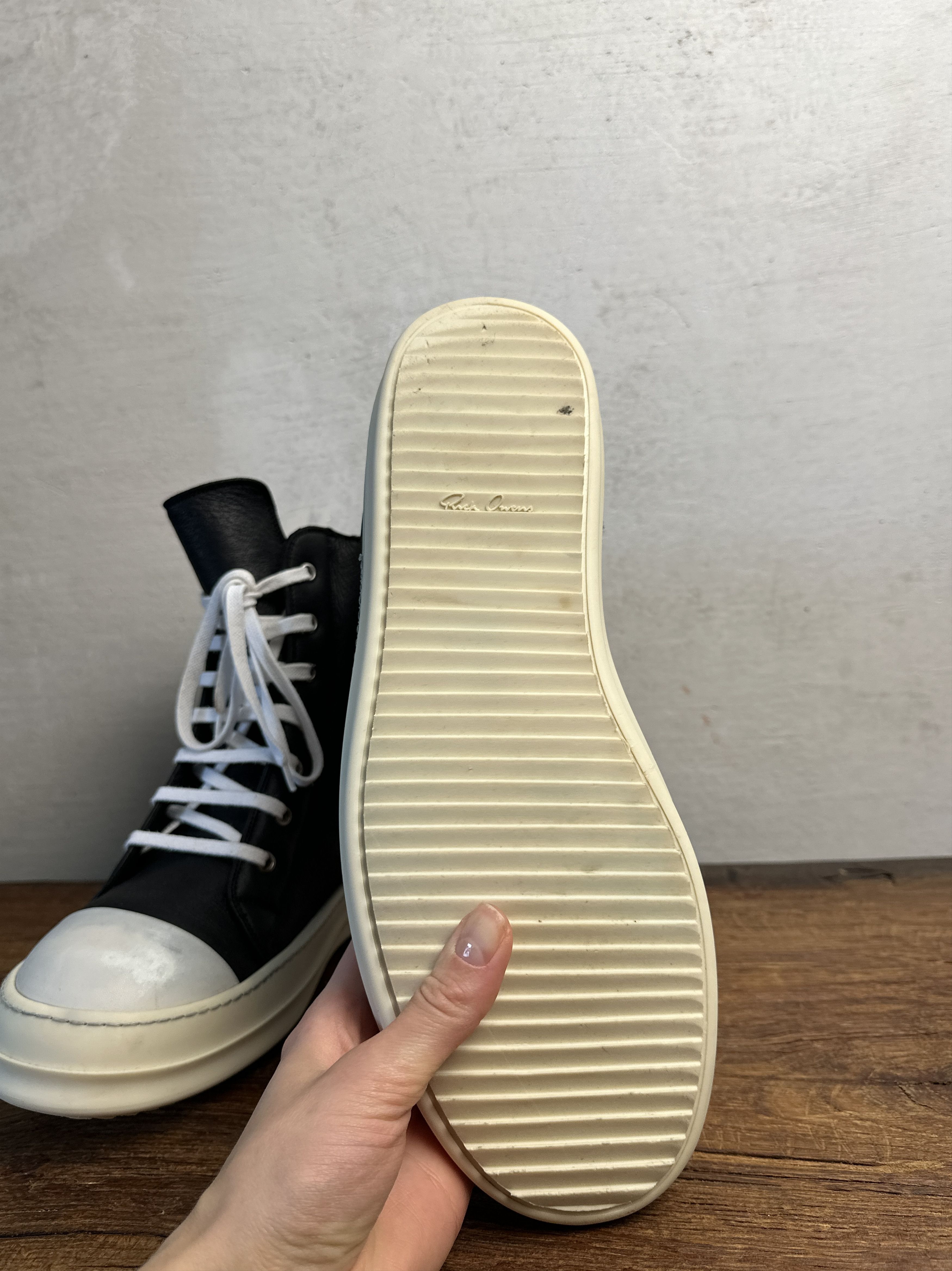Rick Owens RARE Rick Owens AW14 Shearling High Top Ramones Size US 11 / EU 44 - 9 Thumbnail