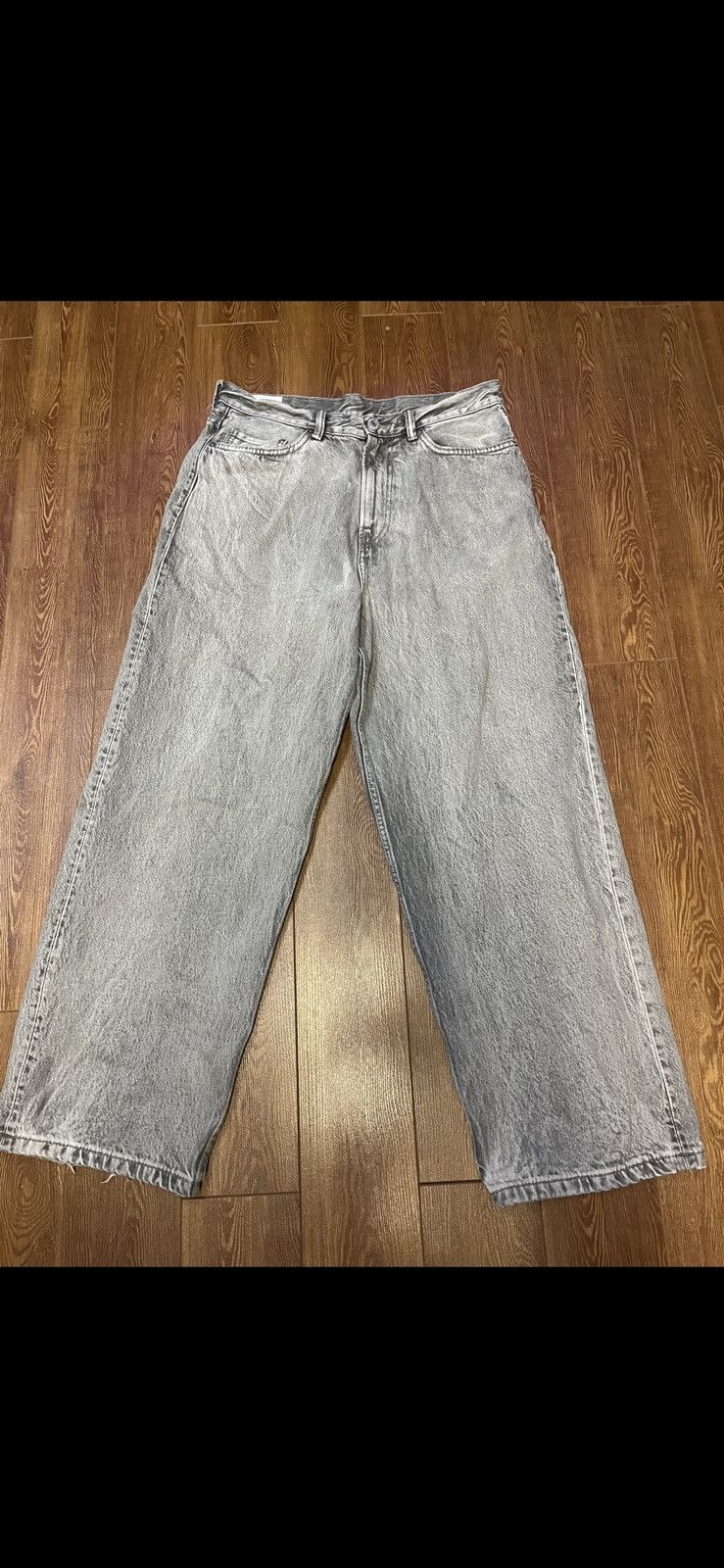 H&M GREY H&M BAGGY JEANS SIZE 32’’ Size US 32 / EU 48 - 1 Thumbnail