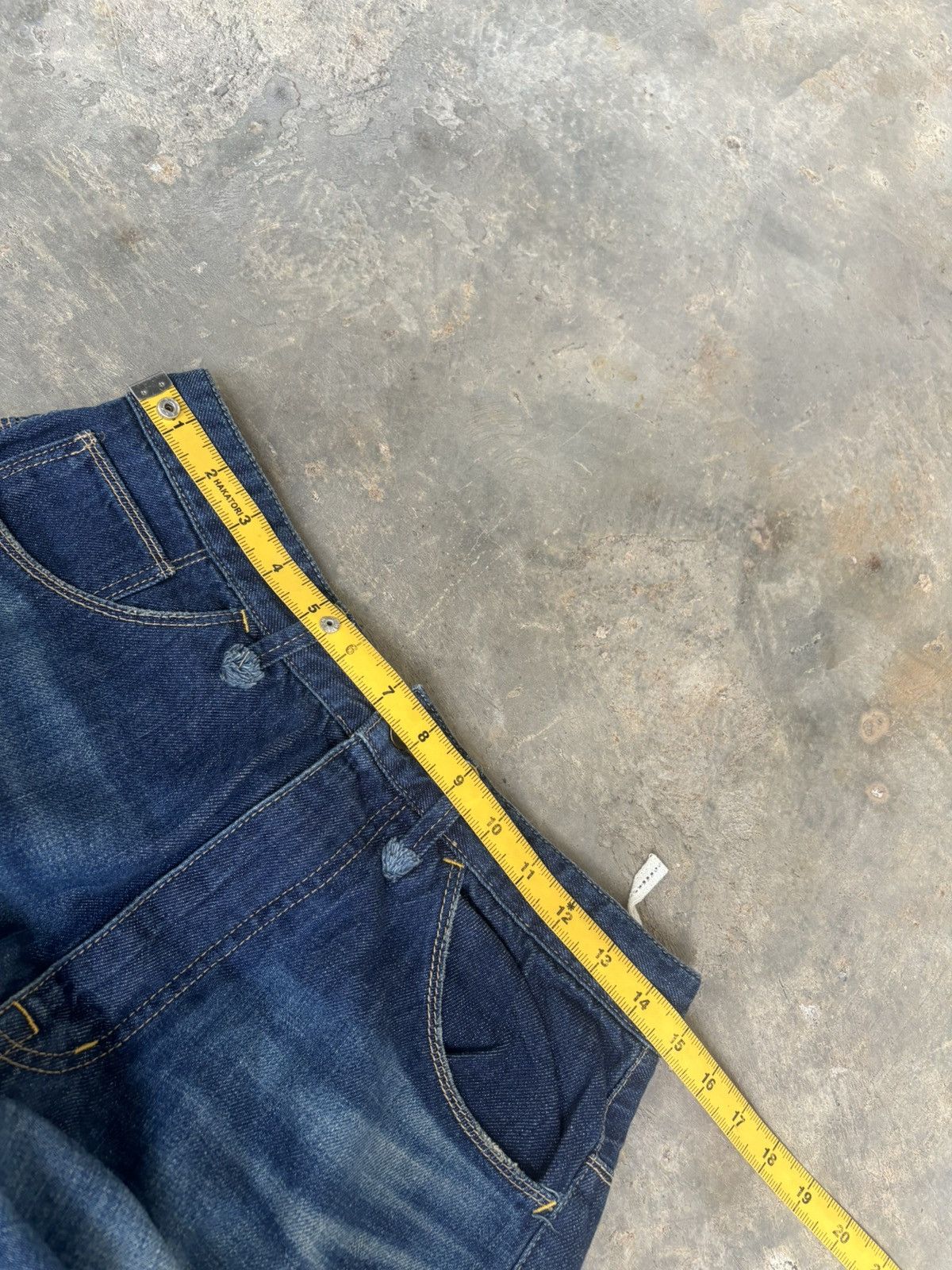 Hysteric Glamour Distressed Baloony and Bed Denim Japanese Style Jeans Size US 30 / EU 46 - 14 Thumbnail