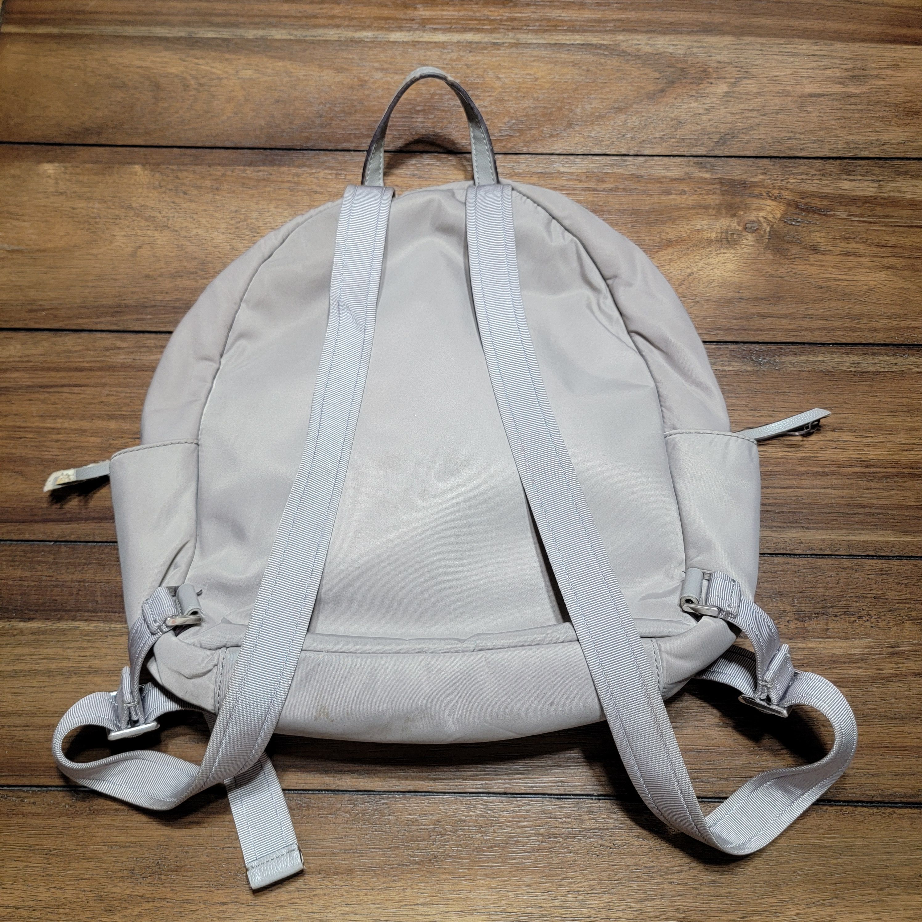 Kate Spade Kate Spade Lt Grey Purse Backpack Style w/ Adjustable Straps Size ONE SIZE - 3 Thumbnail