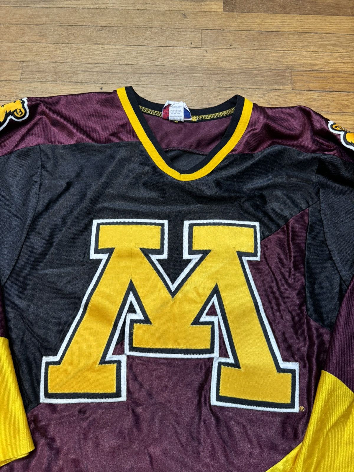 NCAA × Vintage Vintage Minnesota Gophers Hockey Jersey Size US M / EU 48-50 / 2 - 3 Thumbnail