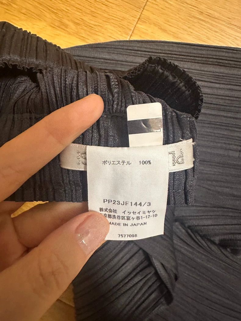 Issey Miyake Issey Miyake size:3 Grey-black pleated pants Size 42" / US 20 - 6 Thumbnail