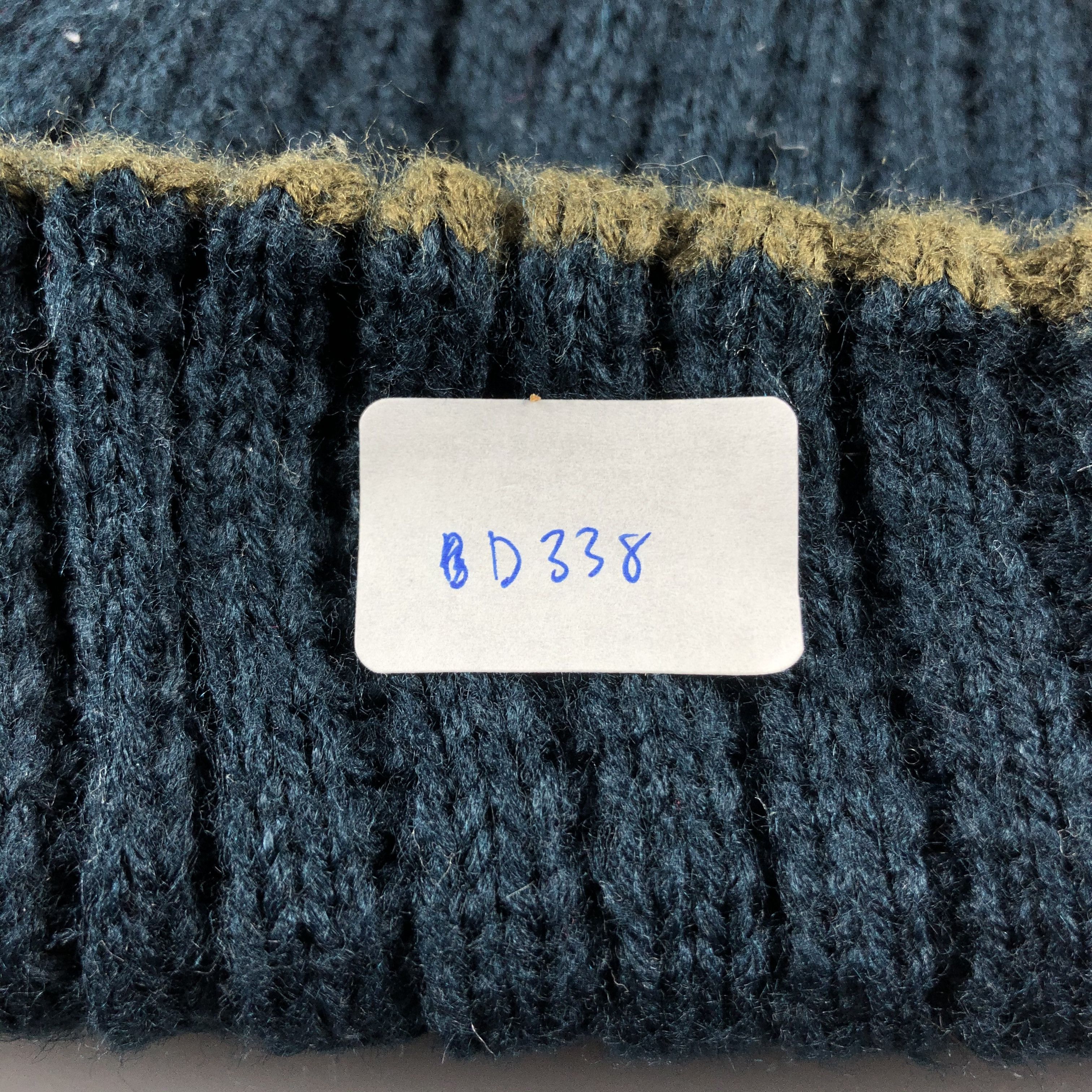 Vintage Point Square Beanie Snow Hat Snow Cap -D338 Size ONE SIZE - 6 Thumbnail