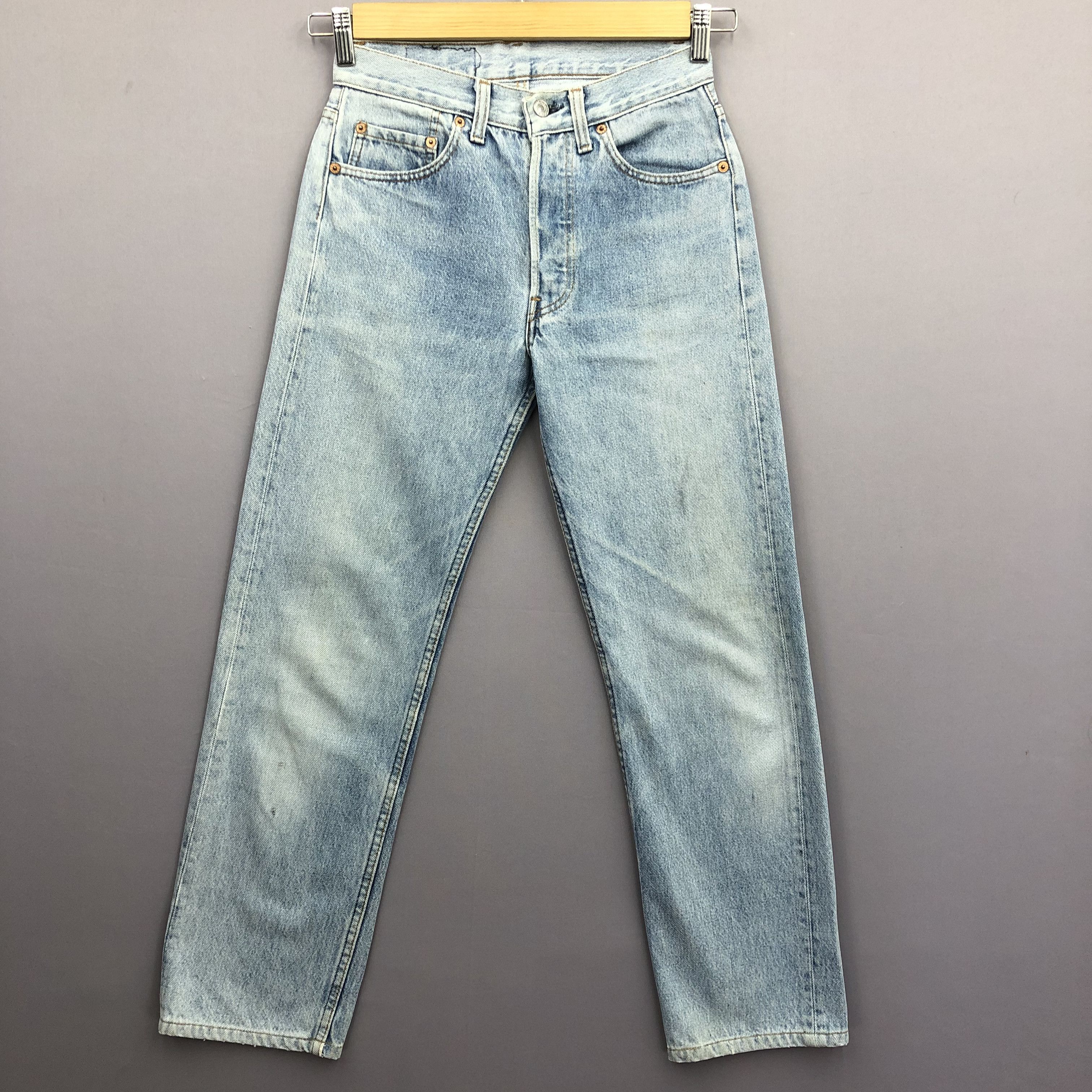 Levi's Vintage Levis 501 Sun Faded Jeans Levi's Light Wash Denim Size 26" / US 2 / IT 38 - 1 Thumbnail