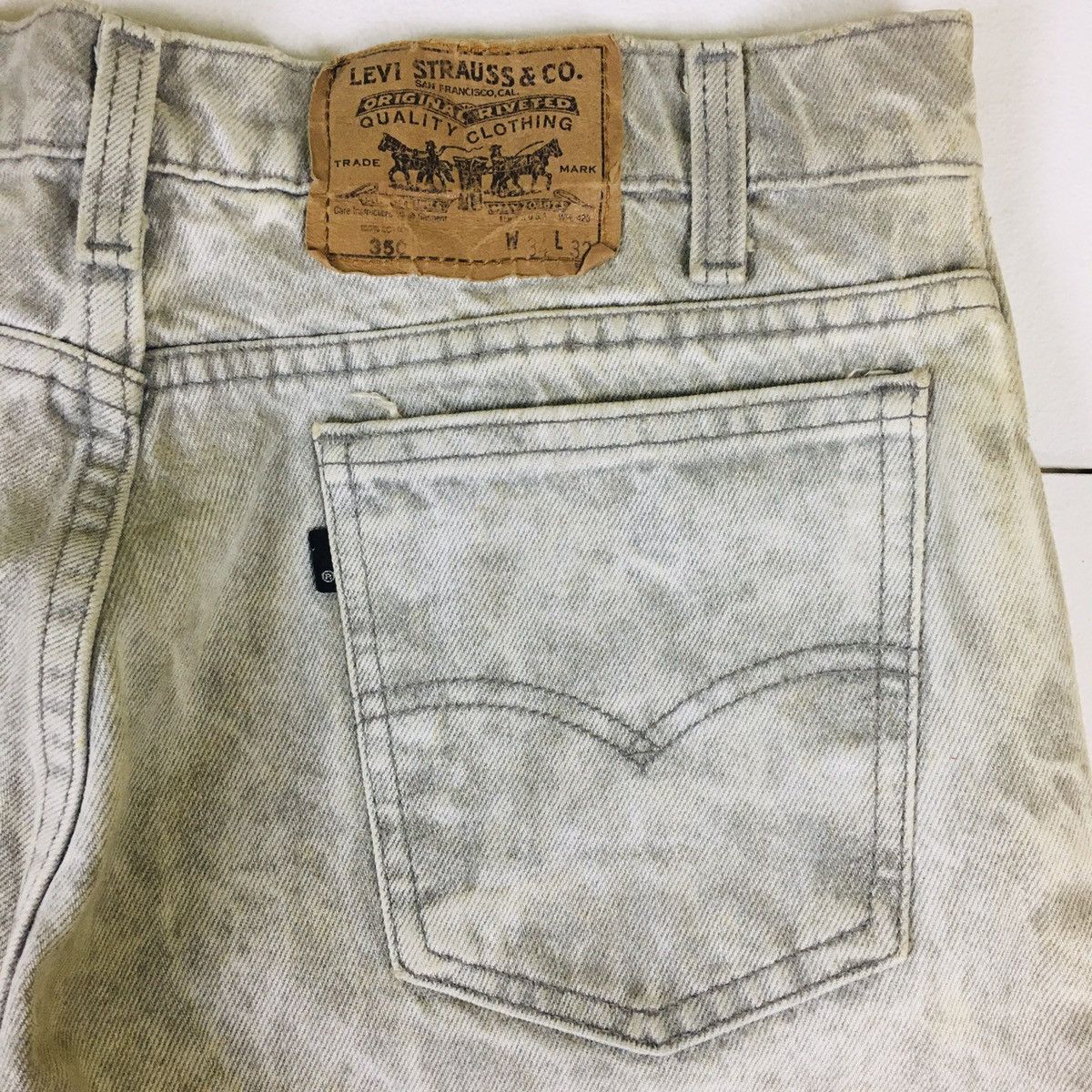 Levi's Vintage Levi’s 350 Acid Wash Black Tab Made in USA Size US 34 / EU 50 - 7 Thumbnail