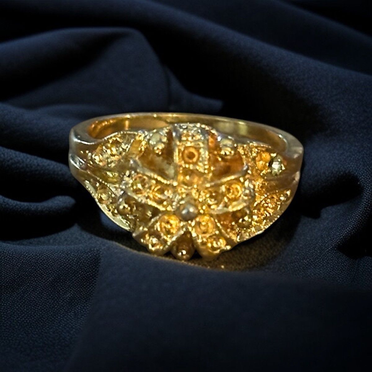 Vintage Vintage LIND 14K HGE gold crown ring Size ONE SIZE - 1 Thumbnail