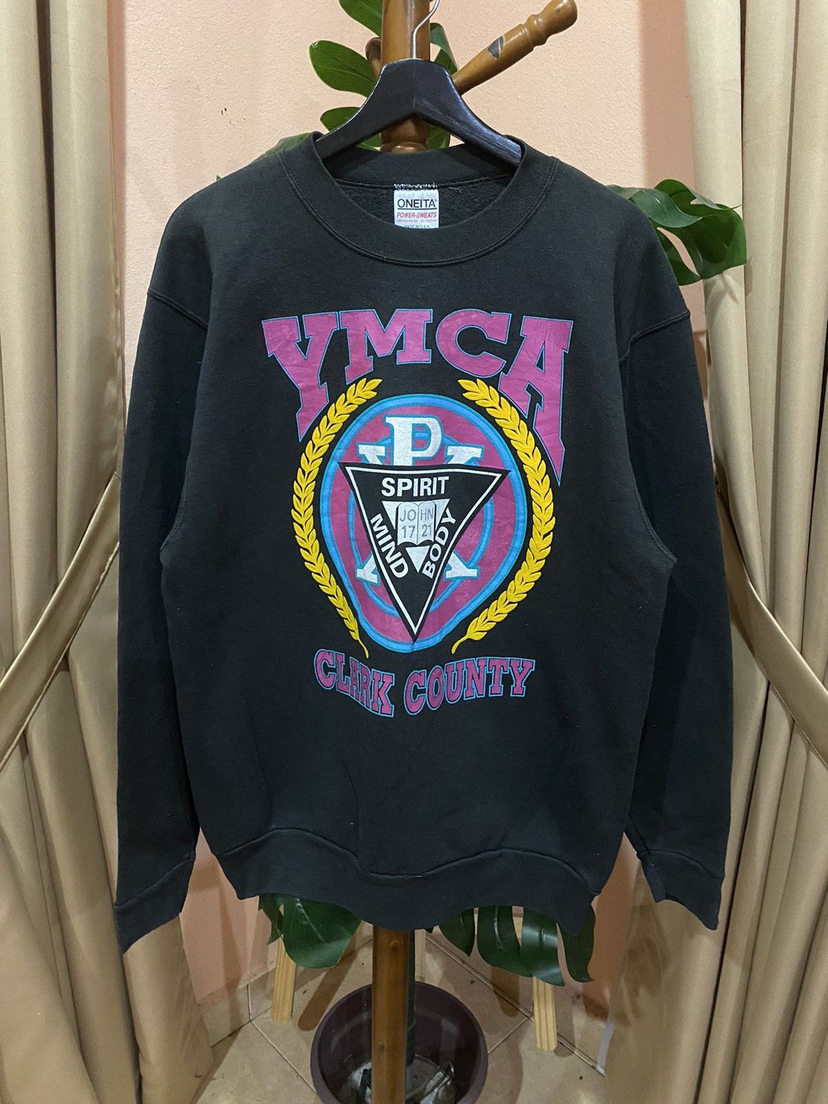 Vintage VINTAGE 80S YMCA SWEATSHIRT MADE IN USA Size US XL / EU 56 / 4 - 3 Thumbnail
