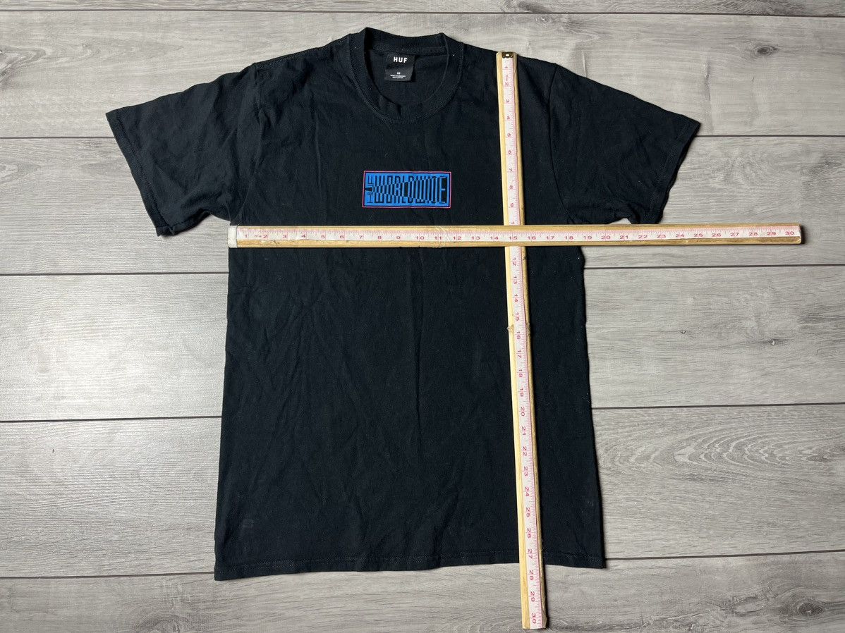 Huf Huf worldwide T-shirt box logo size Medium Size US M / EU 48-50 / 2 - 5 Thumbnail
