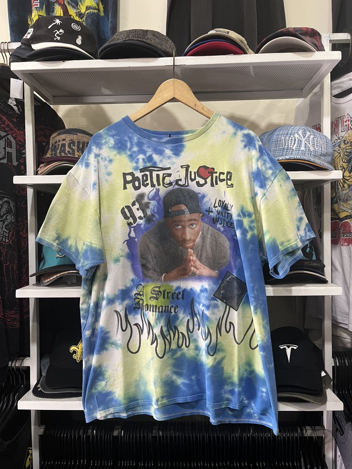 Band Tees Chemistry Poetic Justice Tupac Shakur 2Pac Tie Dye T-Shirt Size US XL / EU 56 / 4 - 1 Thumbnail