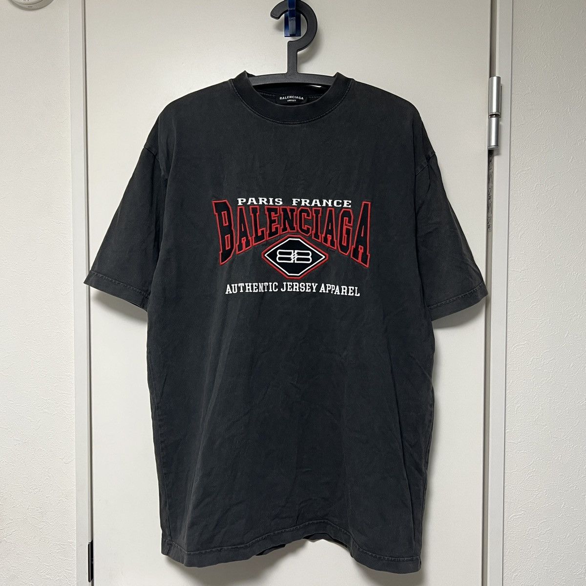 Balenciaga Balenciaga Authentic Logo T-Shirt Size US XXS / EU 40 - 2 Thumbnail