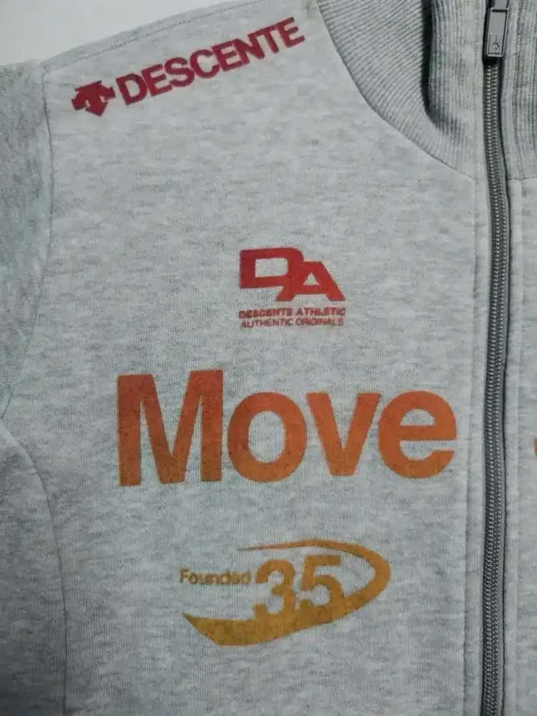 Descente Vintage Descente Move Sport Zipper Sweatshirt Size US M / EU 48-50 / 2 - 2 Thumbnail