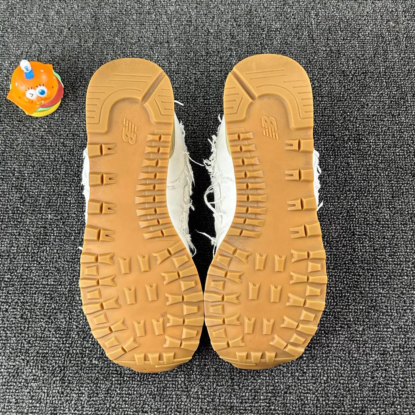 Miu Miu New Balance x MIU MIU 574 Sneakers Wmn 37 Worn 2x Size US 6.5 / IT 36.5 - 6 Thumbnail