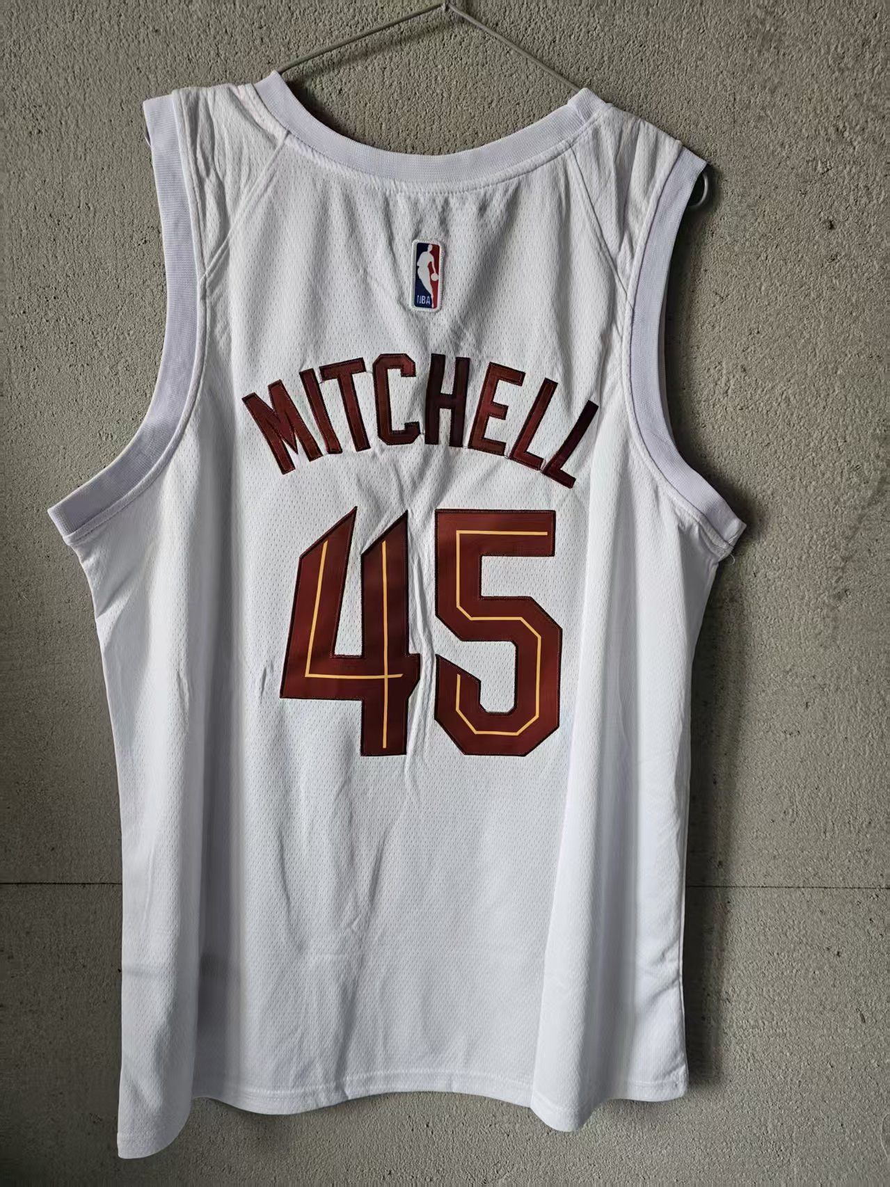 NBA Cleveland Cavaliers 45 Donovan Mitchell Jersey Size US S / EU 44-46 / 1 - 2 Thumbnail