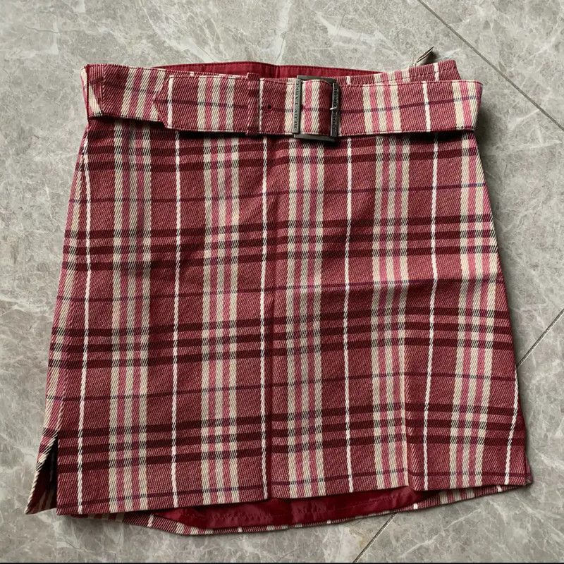 Burberry Burberry Pink Plaid Mini Skirt for Women Size 23" - 1 Thumbnail