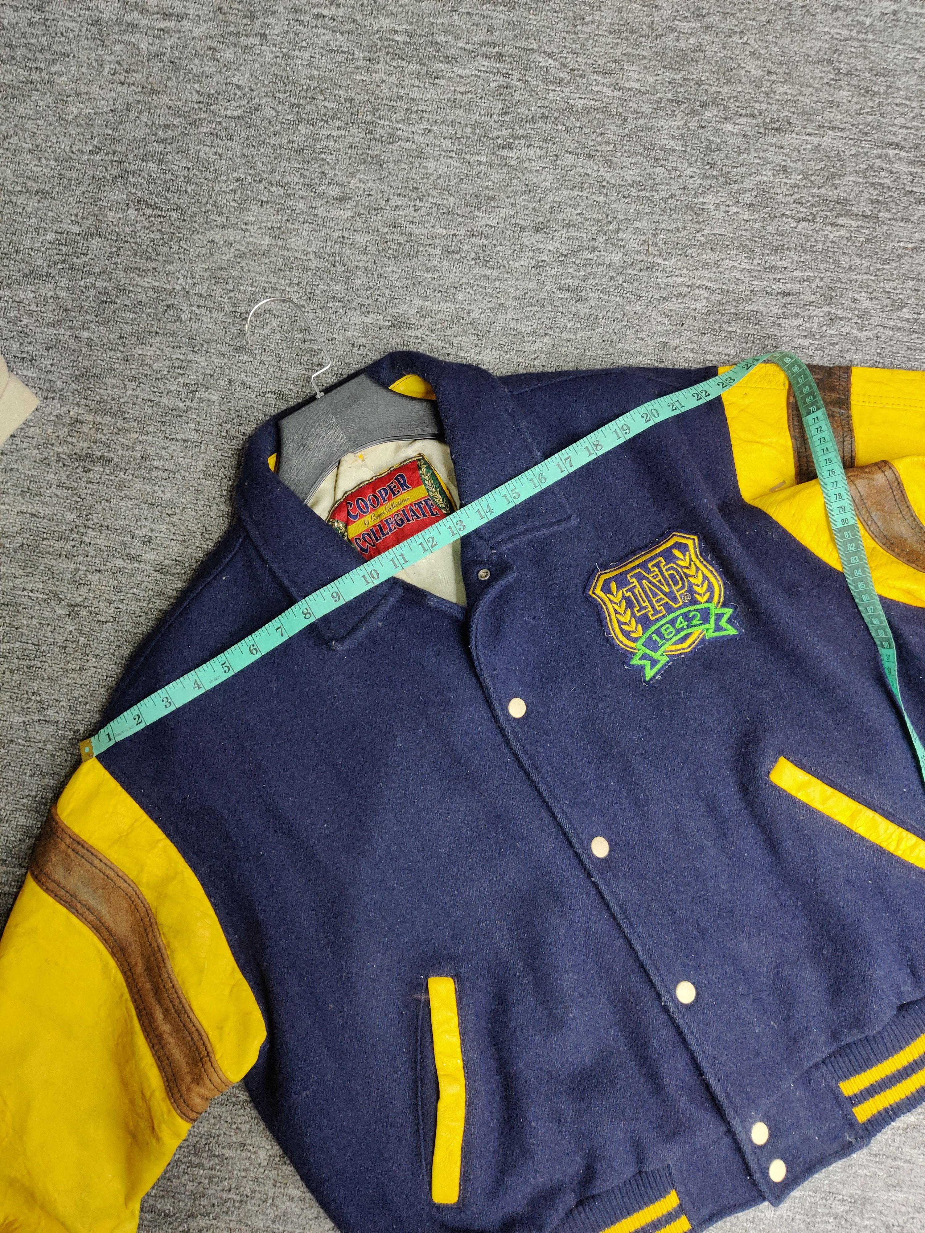 Vintage Vintage 90s Cooper Collegiate Wool Varsity Leather Jacket Size US XL / EU 56 / 4 - 17 Thumbnail
