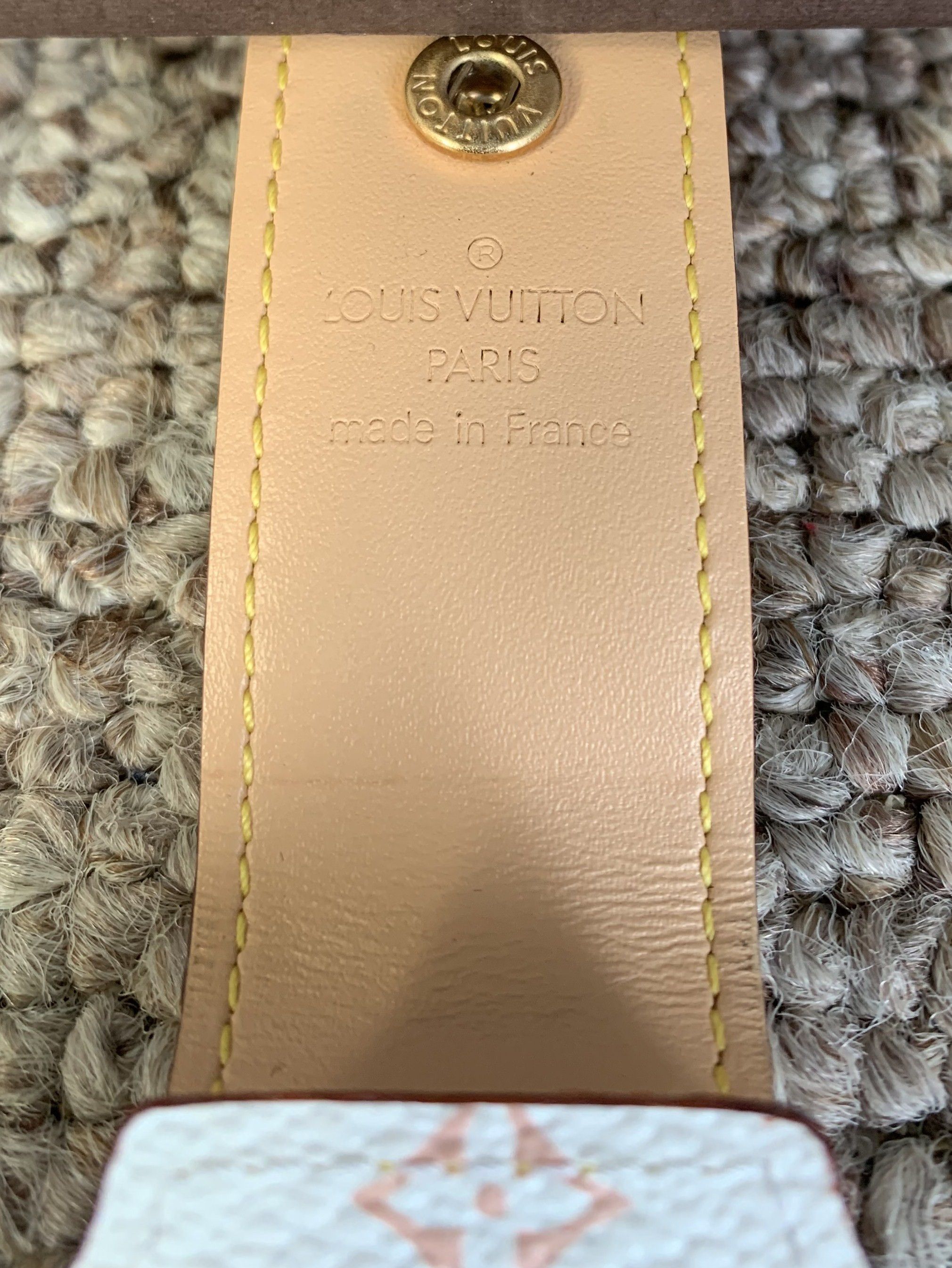 Louis Vuitton × Takashi Murakami S/S 2003 Louis Vuitton x Murakami Monogram Ipod Case Size ONE SIZE - 7 Thumbnail