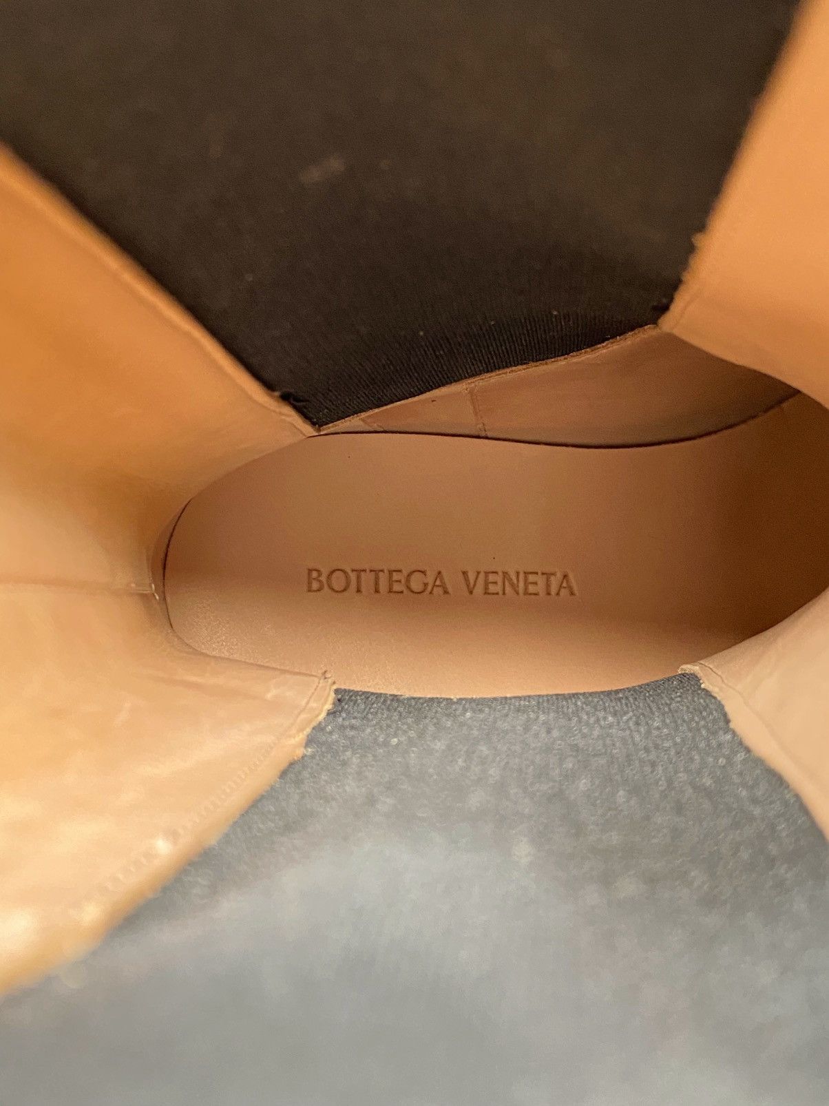 Bottega Veneta Bottega Veneta Lug Sole Leather Boots size 39.5 Size US 9.5 / IT 39.5 - 10 Thumbnail