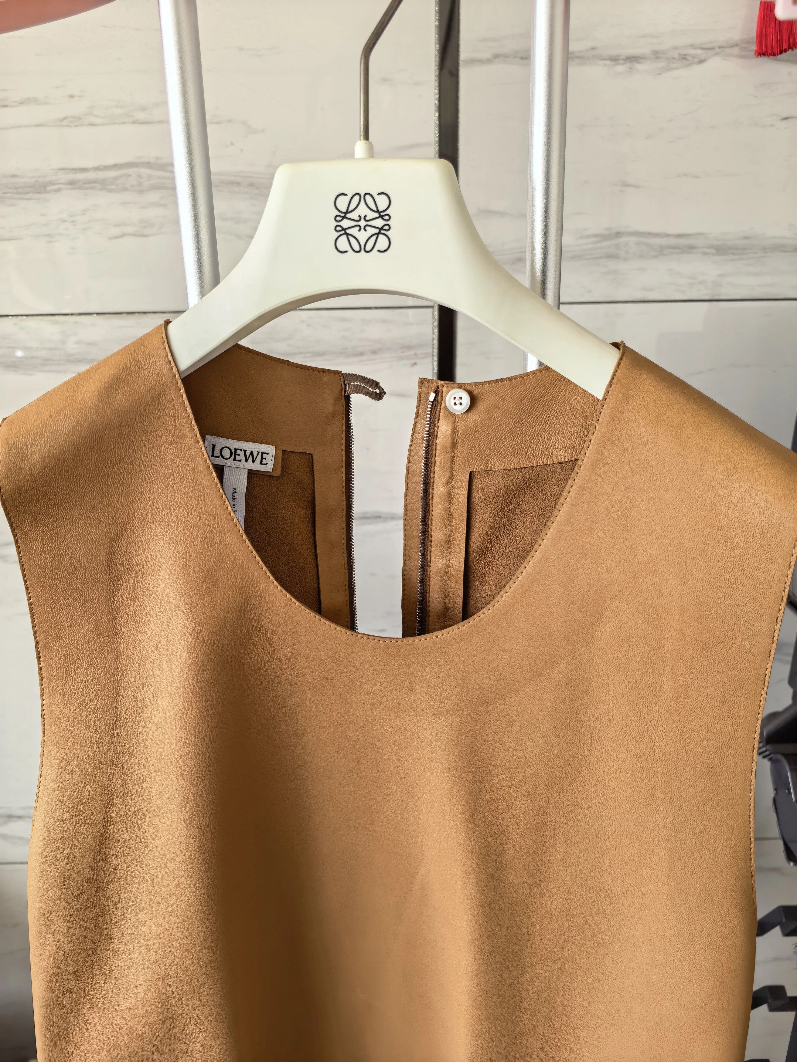 Loewe LOEWE short-sleeve lambskin leather skirt EU36 Size XS / US 0-2 / IT 36-38 - 7 Thumbnail