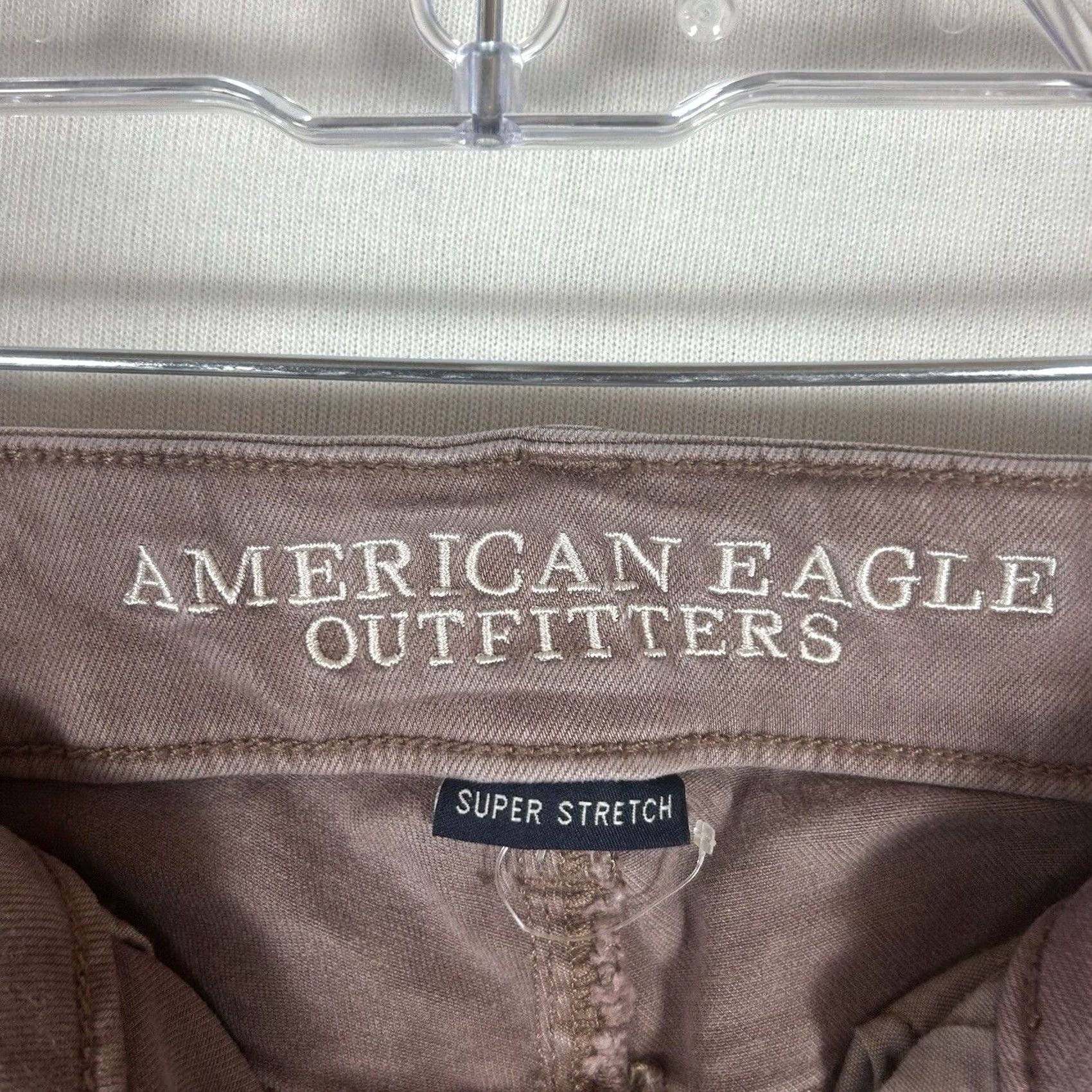 American Eagle Outfitters American Eagle Outfitters Super Stretch Midi Jean Shorts Womens 2 Maroon Red Size 26" / US 2 / IT 38 - 3 Thumbnail