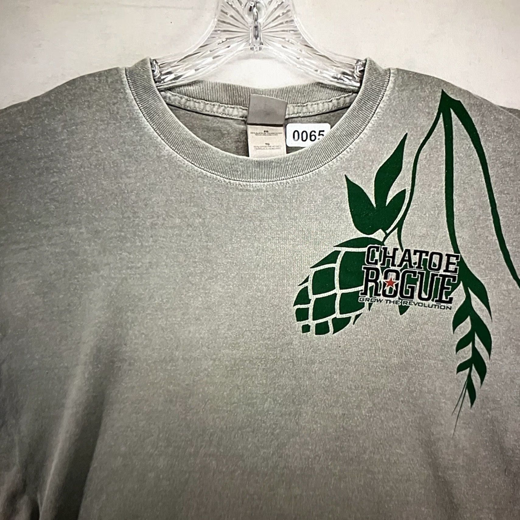 Vintage Vintage Rogue Ales & Spirits Beer T-Shirt Men’s Crew Neck Cotton 2000s Green Summer Spring Size US L / EU 52-54 / 3 - 5 Thumbnail