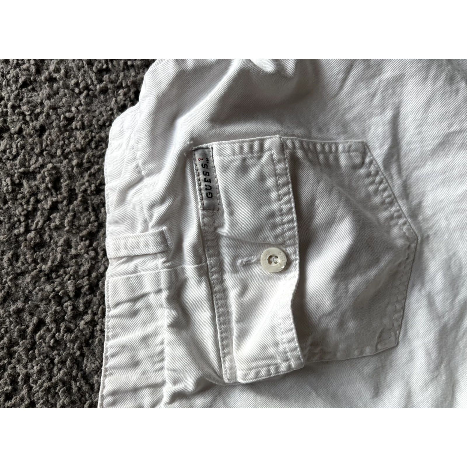 Guess VINTAGE Guess White Bermuda Short Women's Size 30 Stretch Front & Rear Pockets Bermuda Weekender White Womens 30 Size 30" / US 8 / IT 44 - 4 Thumbnail