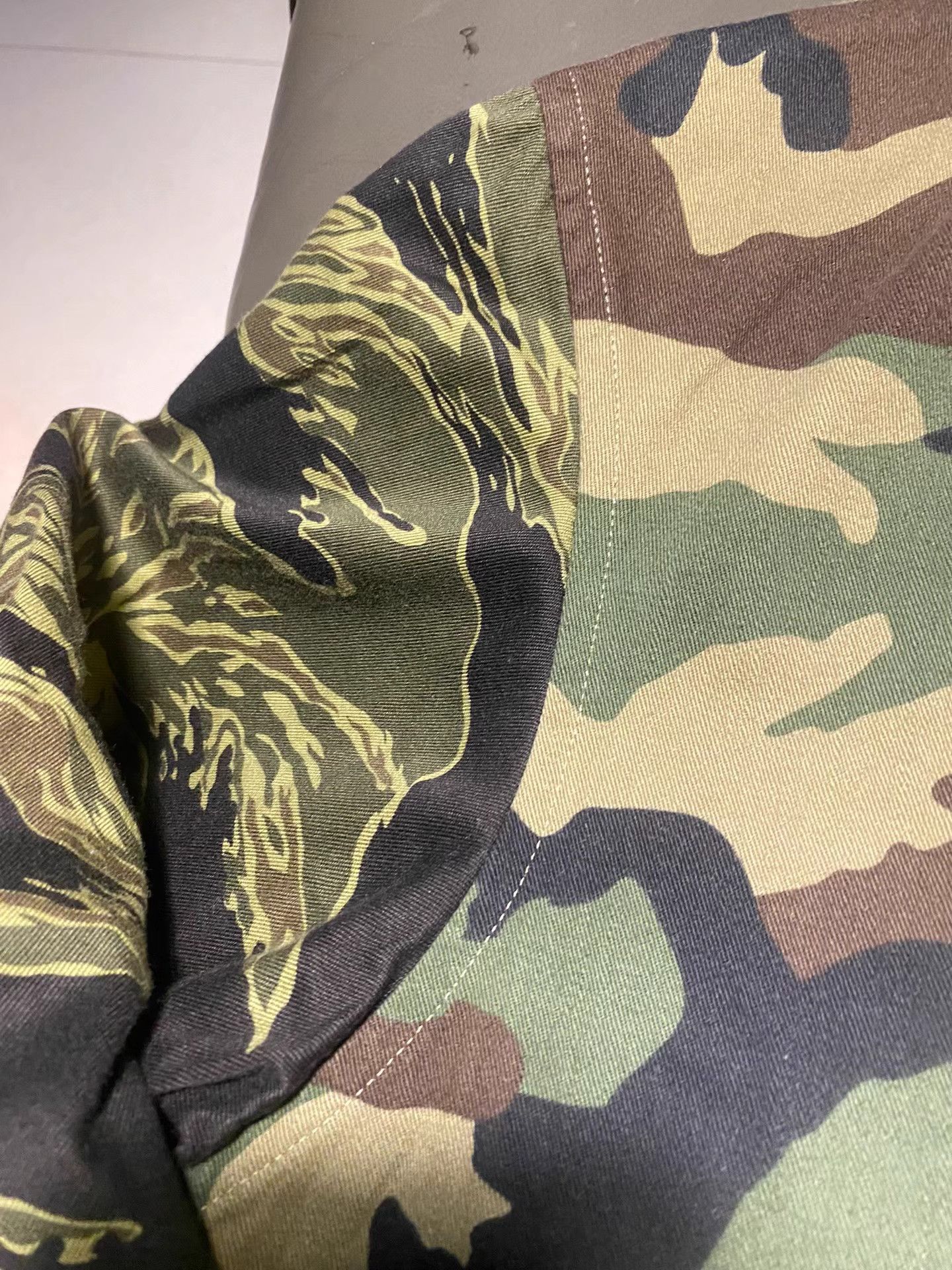 Yohji Yamamoto Yohji Yamamoto s'yte Olive Tiger Camo Paneled Blazer K10 Size US M / EU 48-50 / 2 - 7 Thumbnail