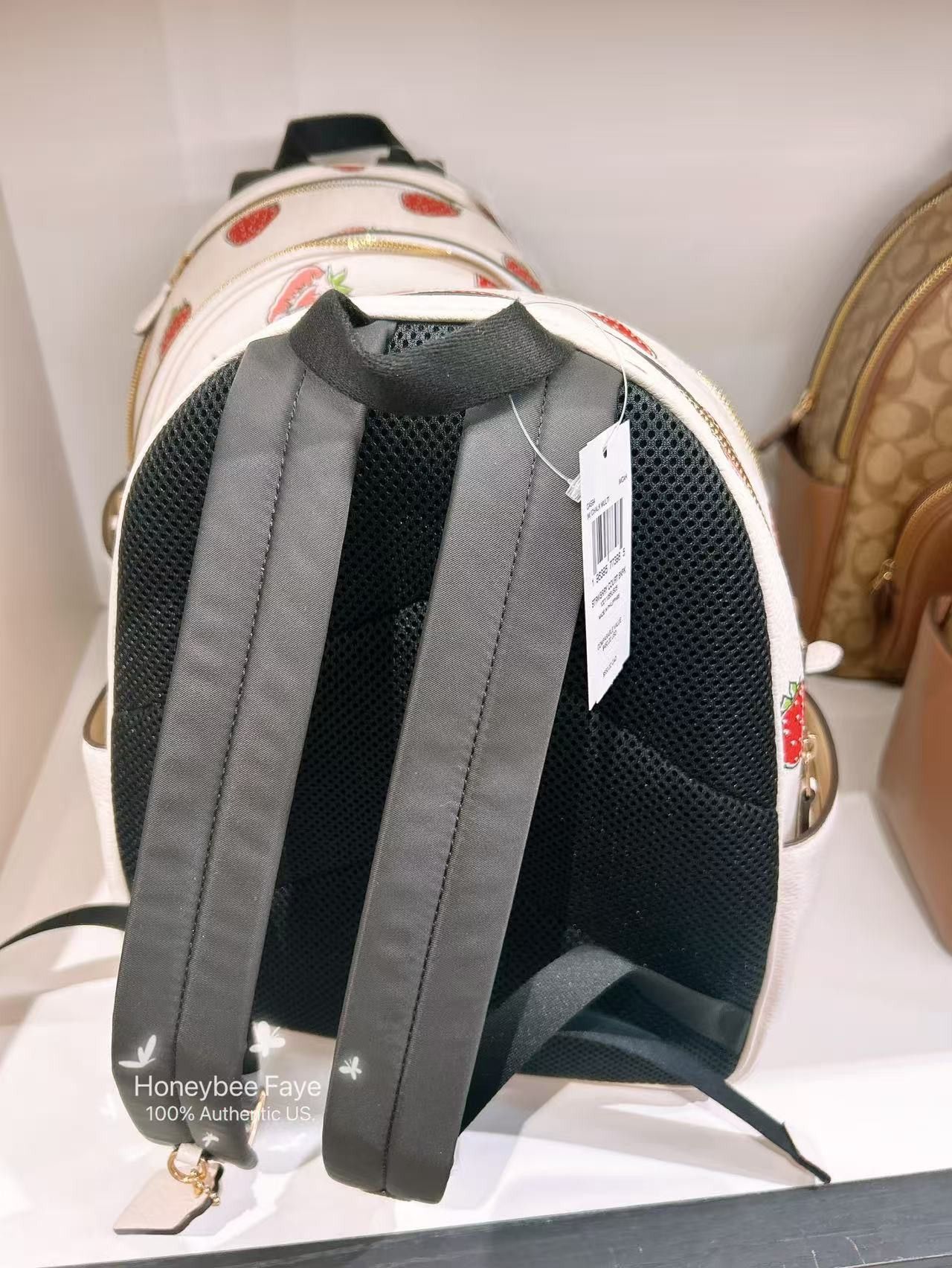 Coach Court Backpack With Strawberry Print CAS94 Size ONE SIZE - 4 Thumbnail