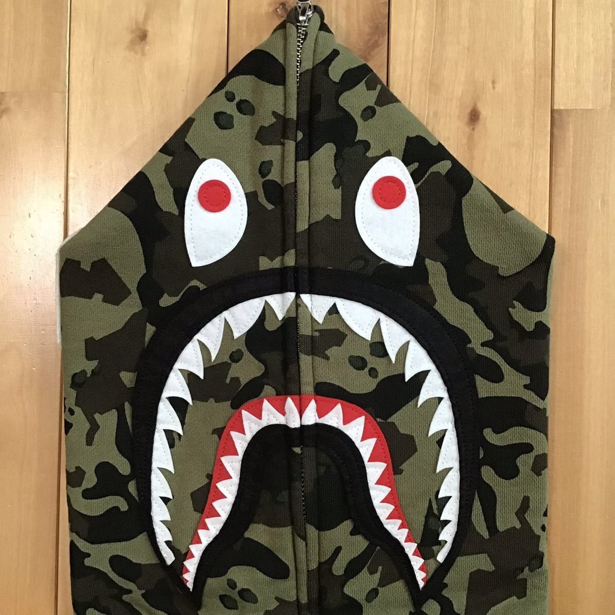 Bape BAPE Desert camo green shark full zip hoodie a bathing ape Size US L / EU 52-54 / 3 - 3 Thumbnail