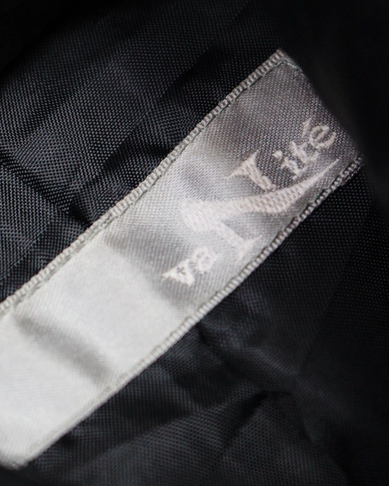 If Six Was Nine 2000S VANITÉ JAPAN PUFFED SHAWL COLLAR DOWN JACKET Size US M / EU 48-50 / 2 - 9 Thumbnail