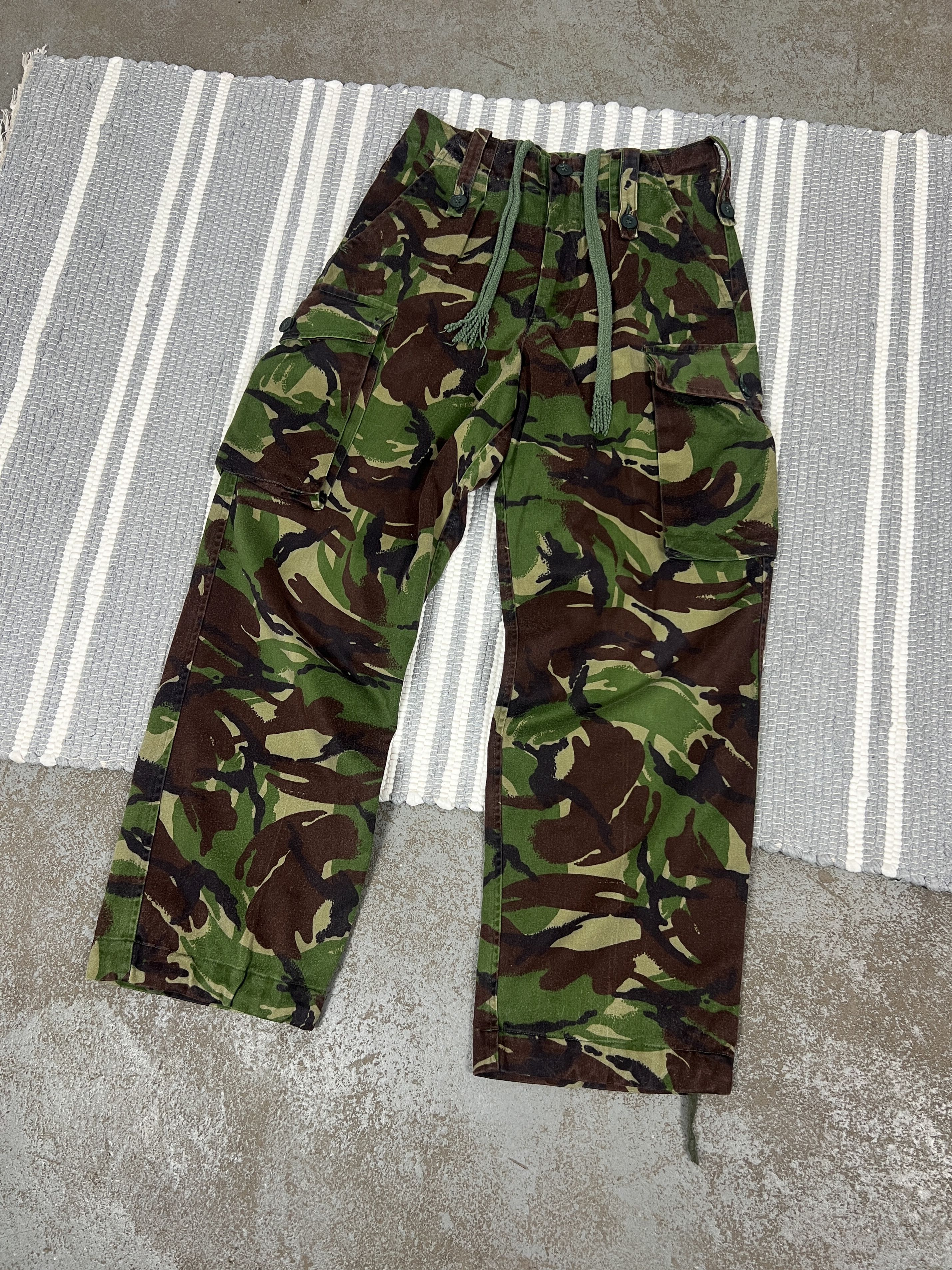 Vintage Vintage Military Cargo Army Combat Pants Size US 26 / EU 42 - 1 Thumbnail