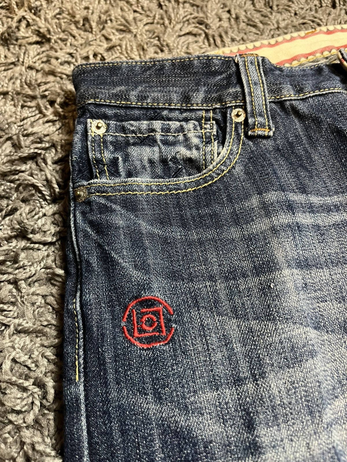 Japanese Brand RARE Kaws OriginalFake Levi's Denim Y2K Baggy Rap Pants Size US 31 - 8 Thumbnail