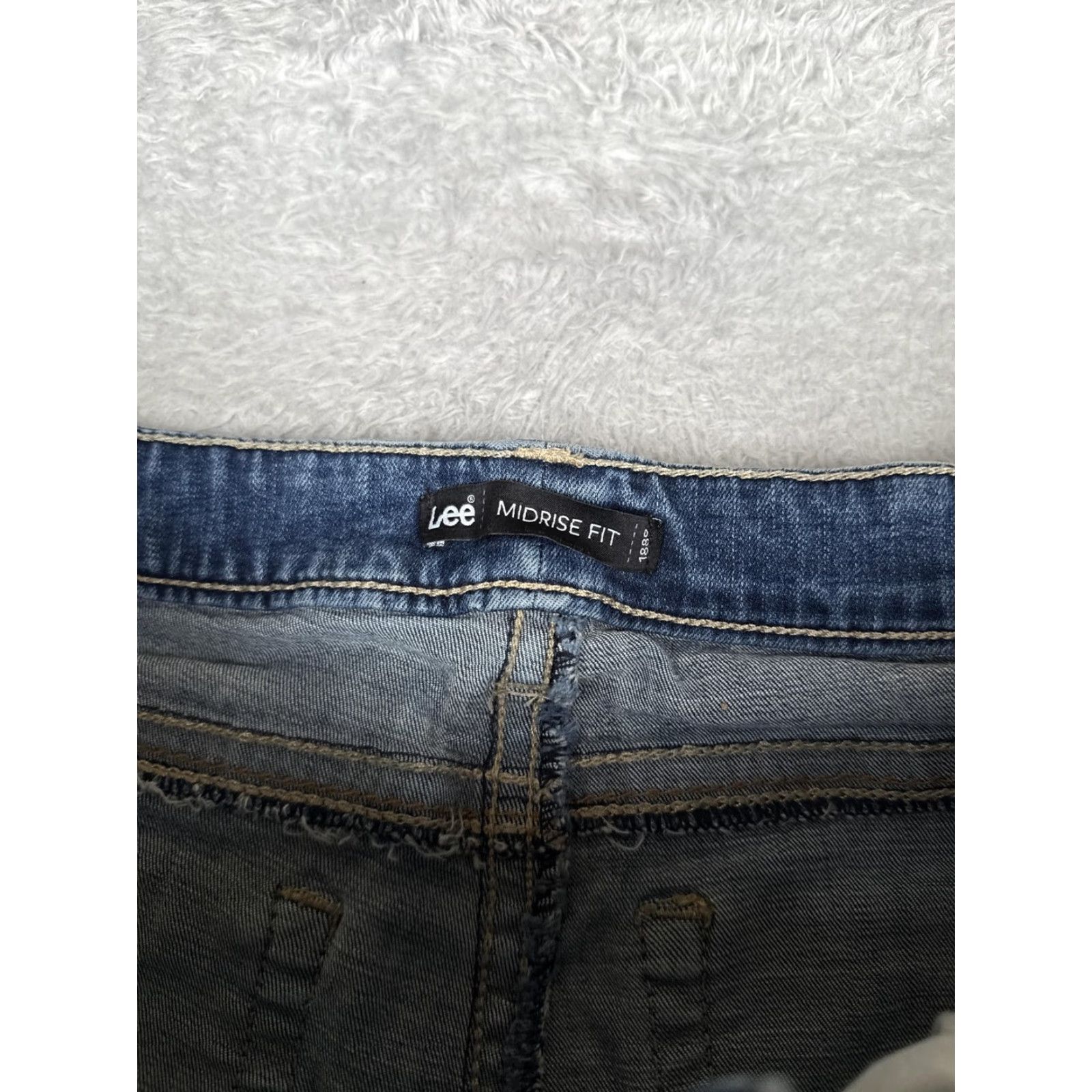 Lee Lee Jeans Womens 12 Short Blue Midrise Fit Straight Leg Denim with Stretch - 5-Pocket, Zip Fly - Regular Size 34" / US 12 / IT 48 - 6 Thumbnail