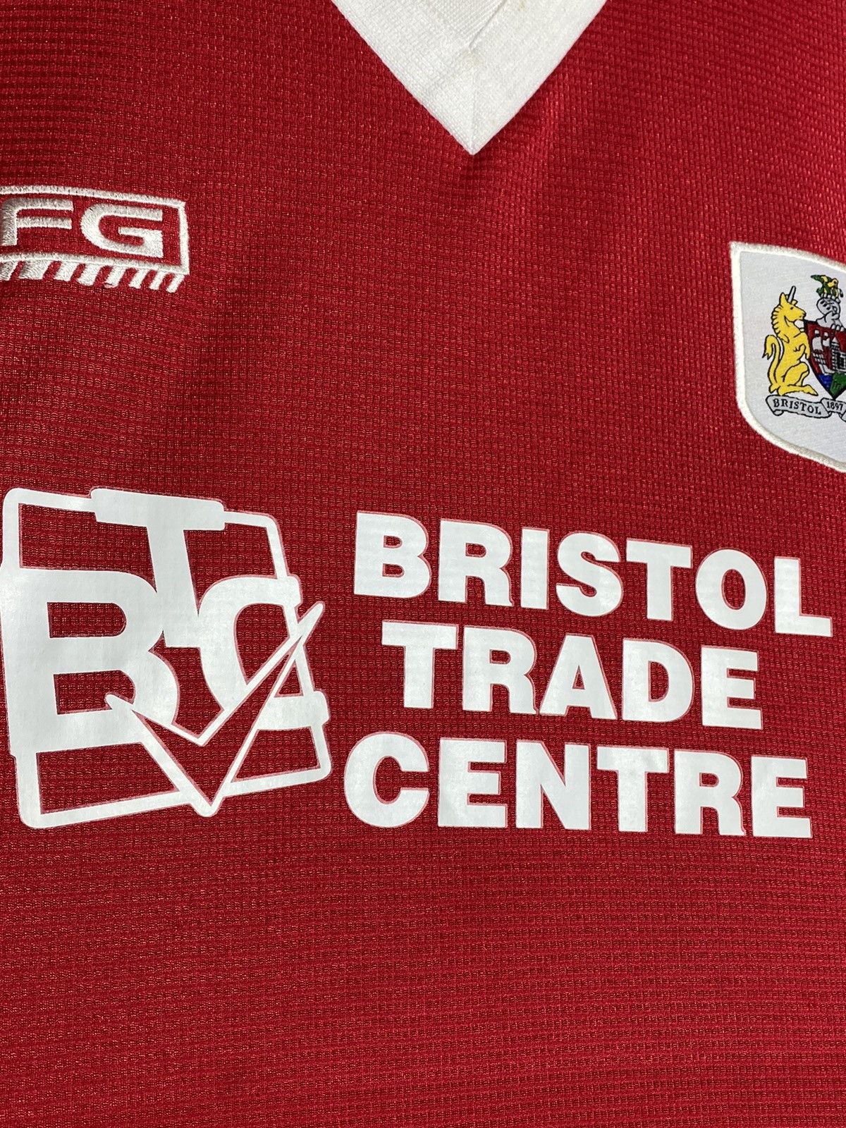 Vintage Vintage Bristol City 2005/06 Home Football Shirt Size US XXL / EU 58 / 5 - 7 Thumbnail